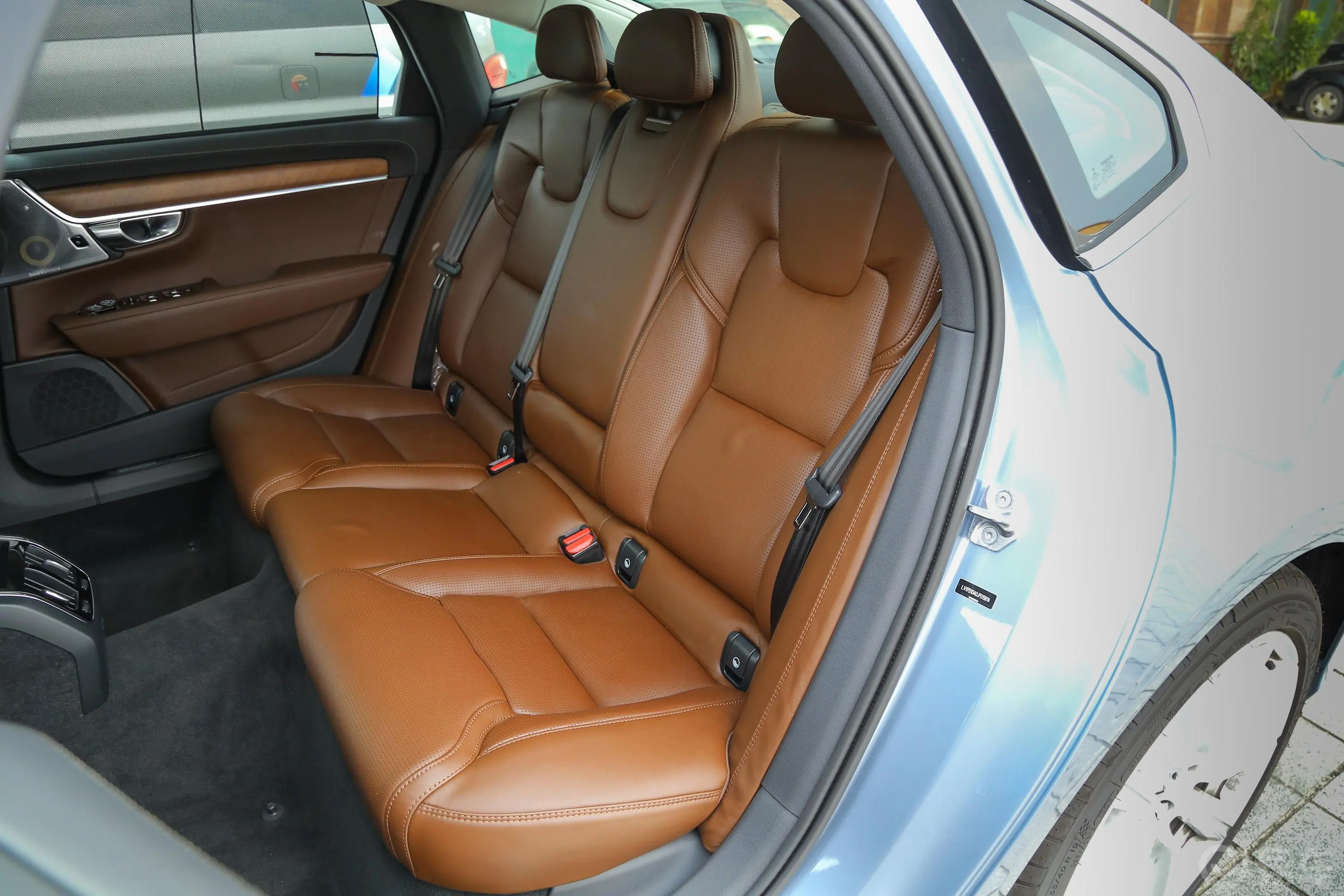 沃尔沃S90T5 智尊版后排座椅