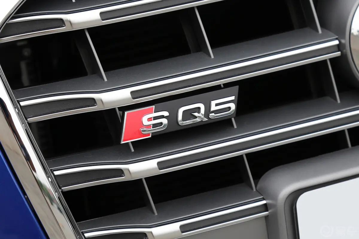 奥迪SQ53.0TFSI quattro外观