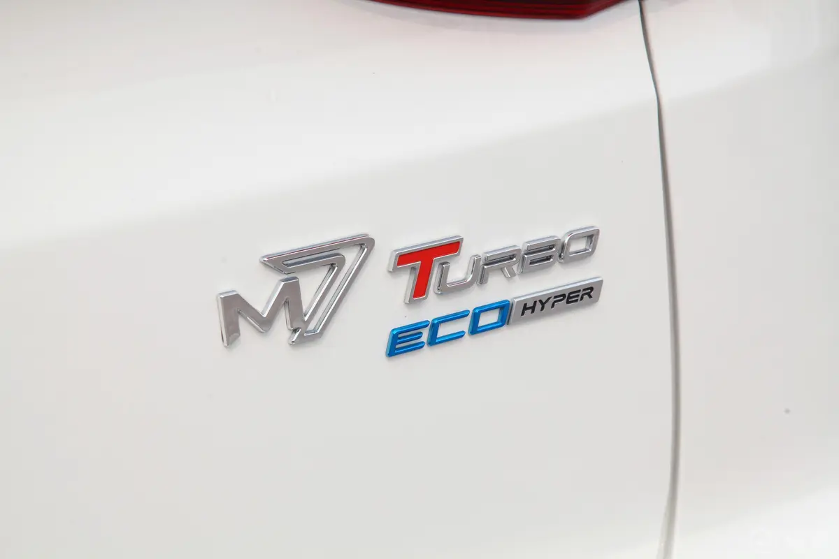 大7 MPV2.0T 手自一体 豪华版外观