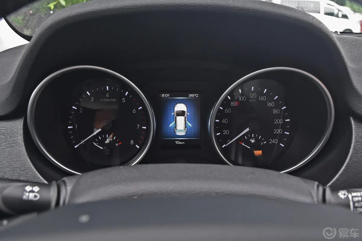 哈弗H6 Coupe蓝标 2.0T 双离合 两驱 尊贵版仪表盘