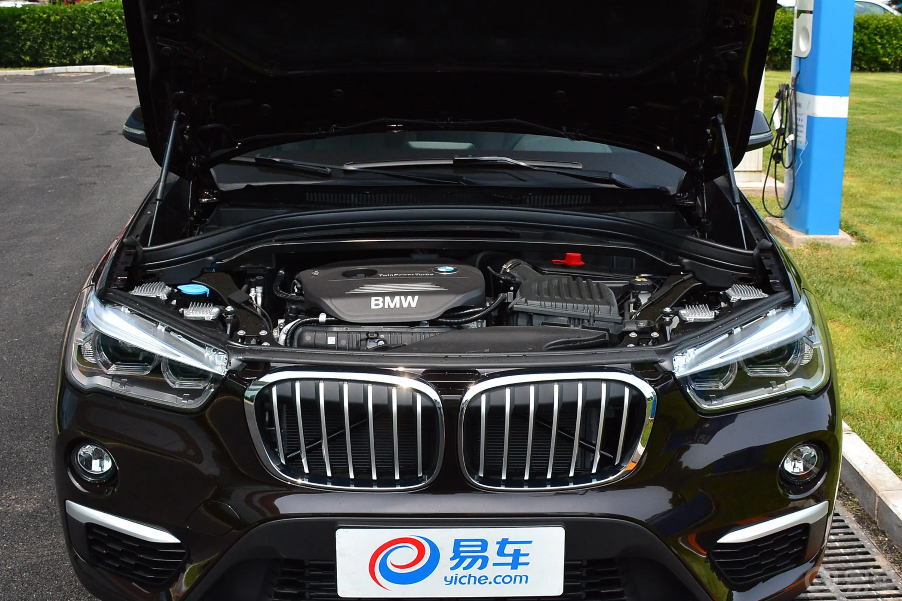 宝马X1xDrive20Li 尊享版外观