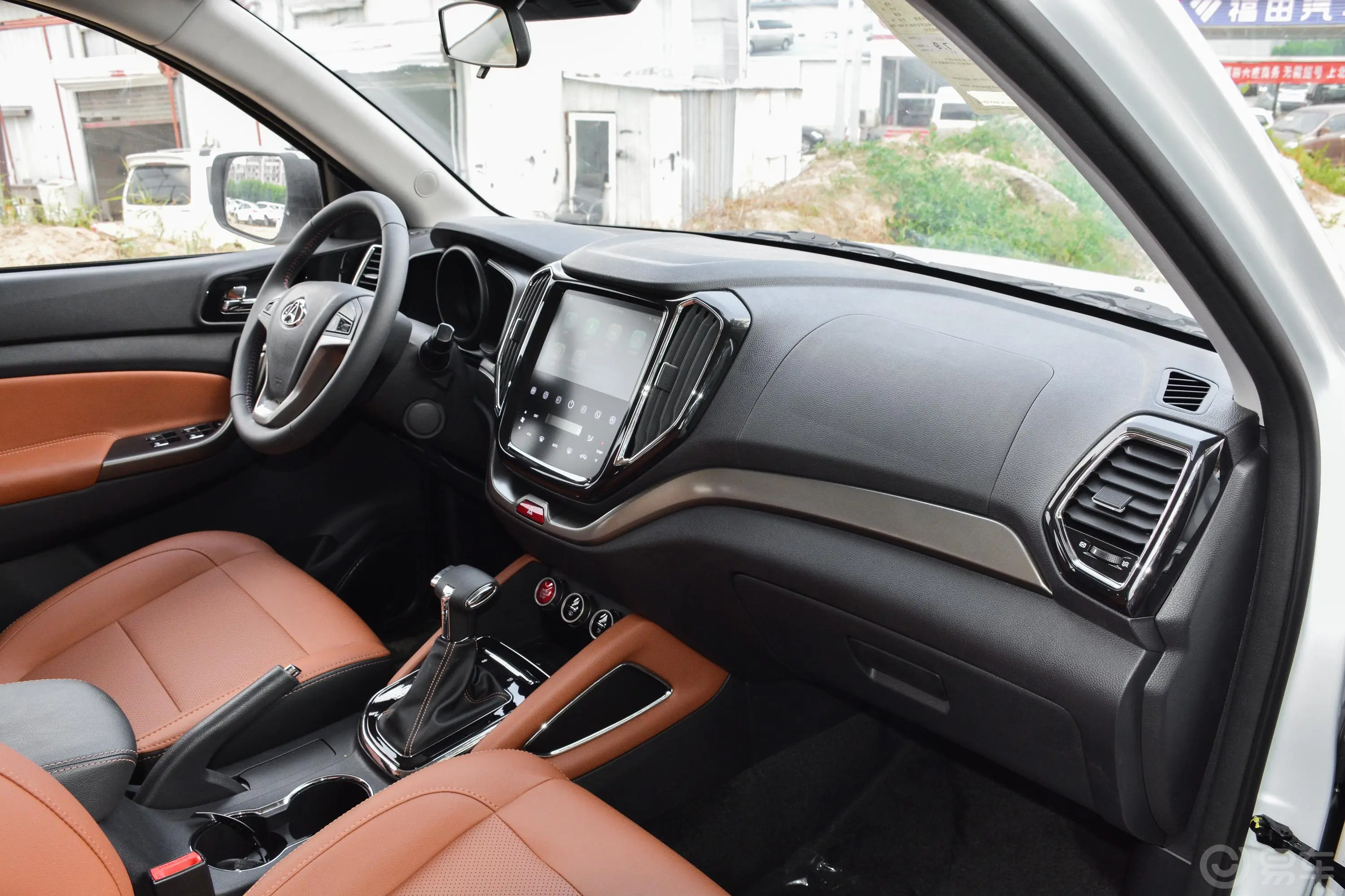 长安欧尚CX70CX70T 1.5T 手自一体 尊擎版内饰全景副驾驶员方向