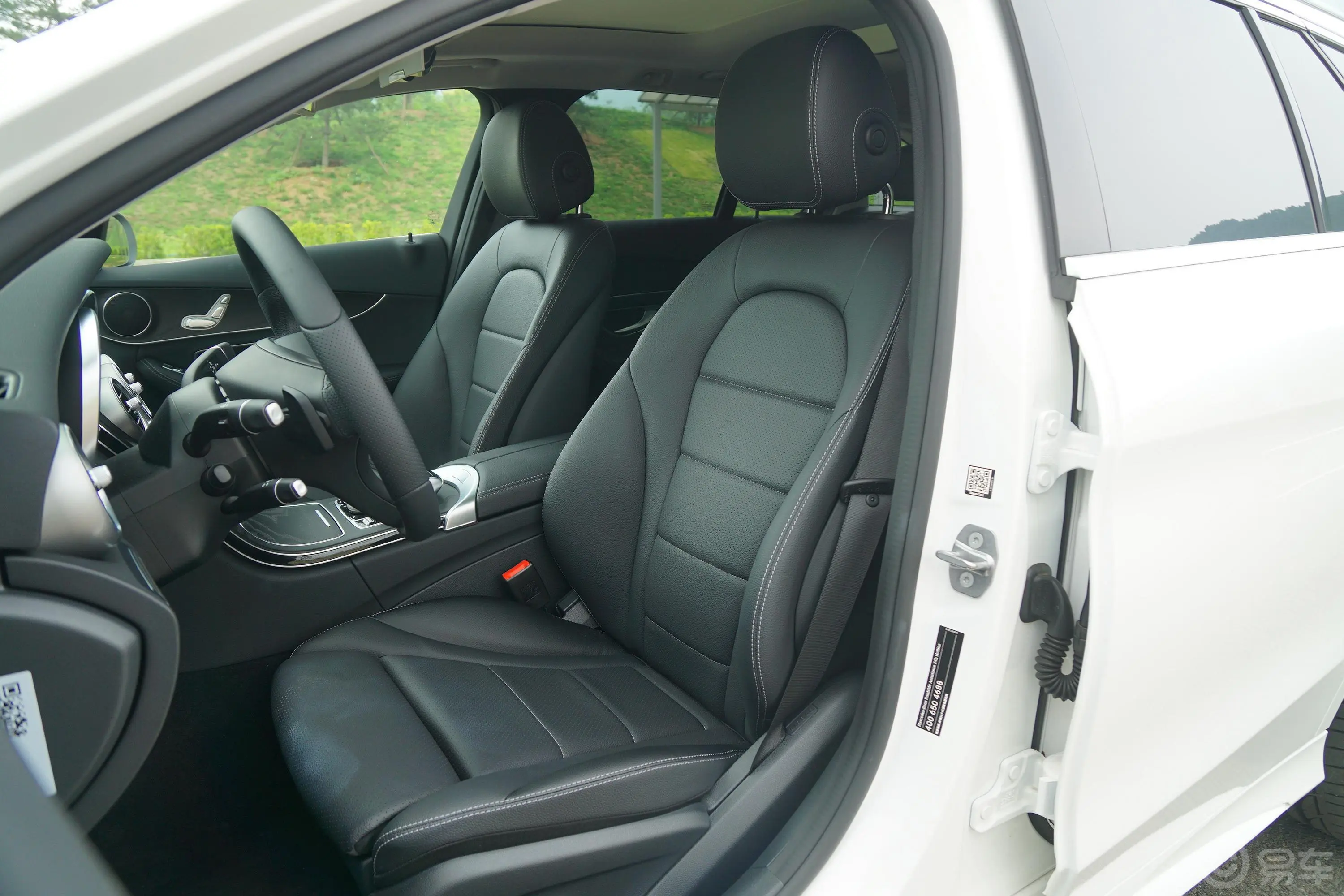 奔驰C级(进口)改款 C 200 4MATIC 旅行轿车驾驶员座椅