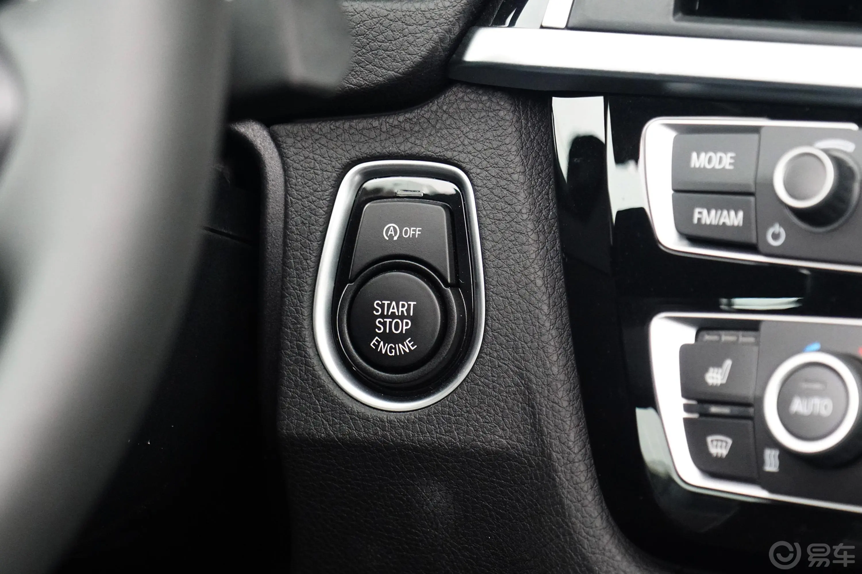 宝马4系敞篷轿跑 430i M运动套装钥匙孔或一键启动按键