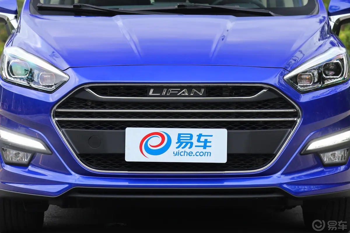 轩朗2.0L CVT 舒适版外观