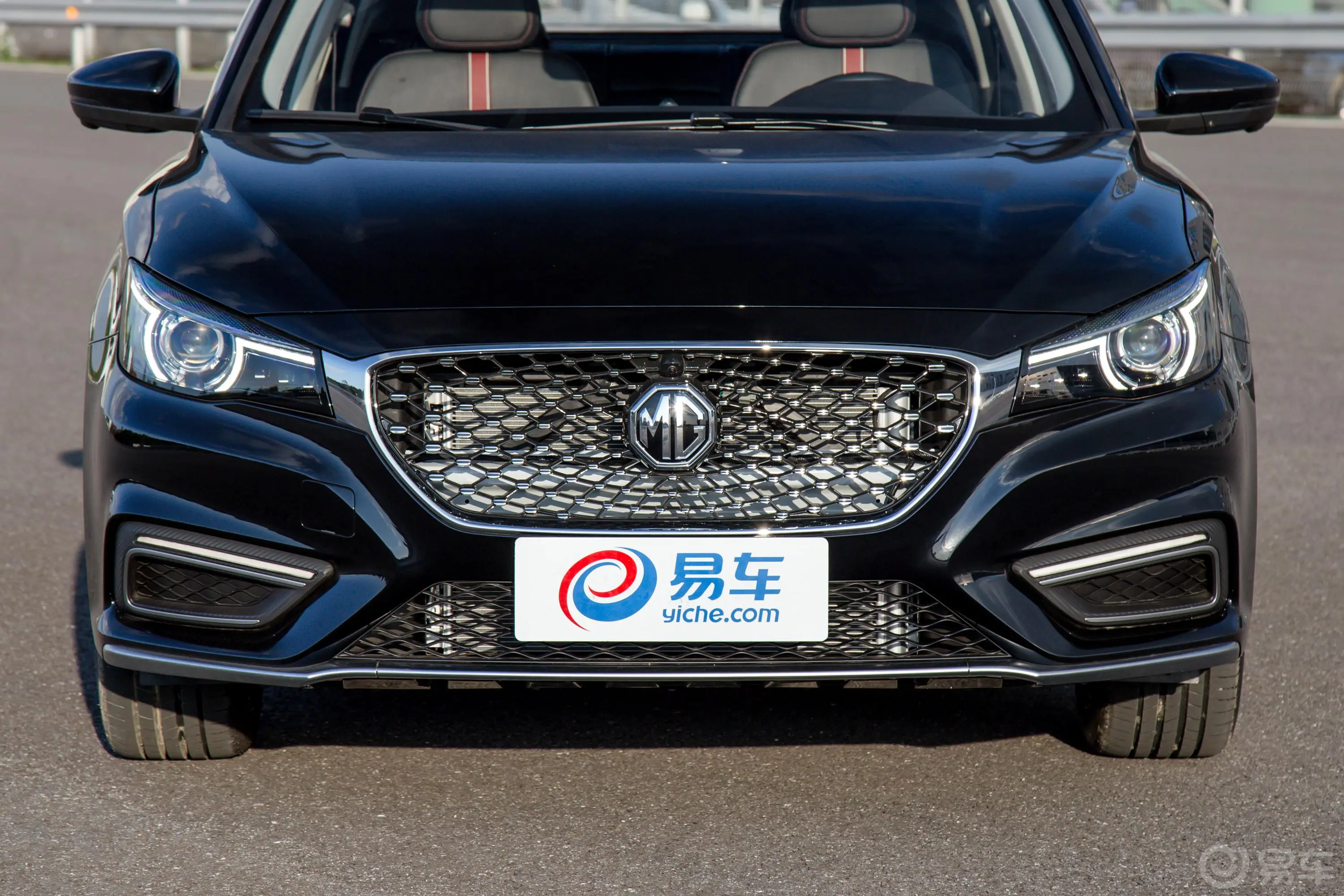 MG620T 双离合 Trophy 尊享互联网版 国Ⅴ外观