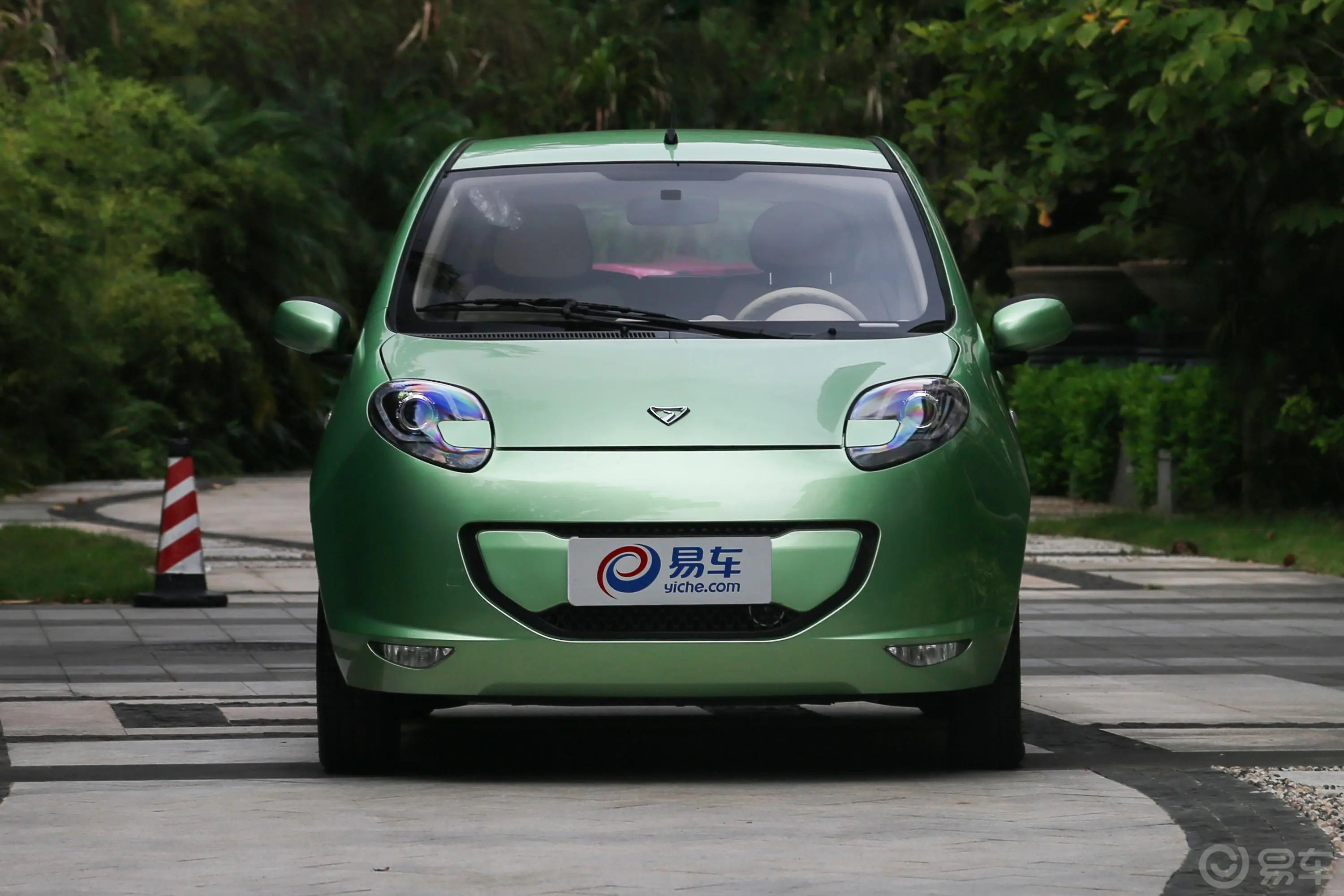 裕路EV2舒适版外观