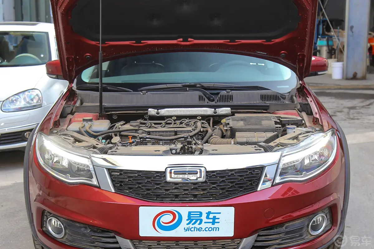 观致3都市SUV 1.6T 双离合 致悦版发动机舱整体