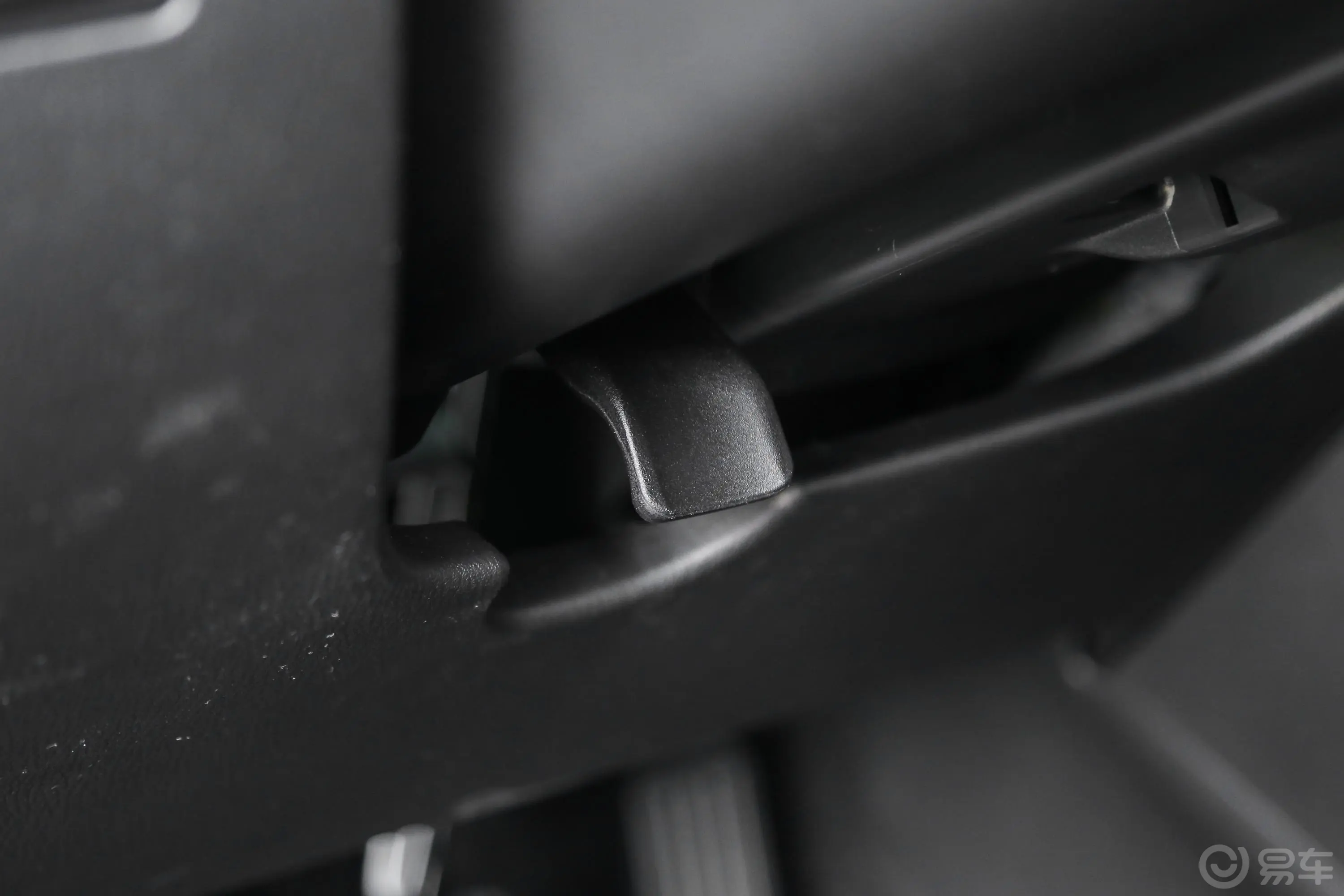 马自达CX-32.0L 手自一体 尊贵版方向盘调节