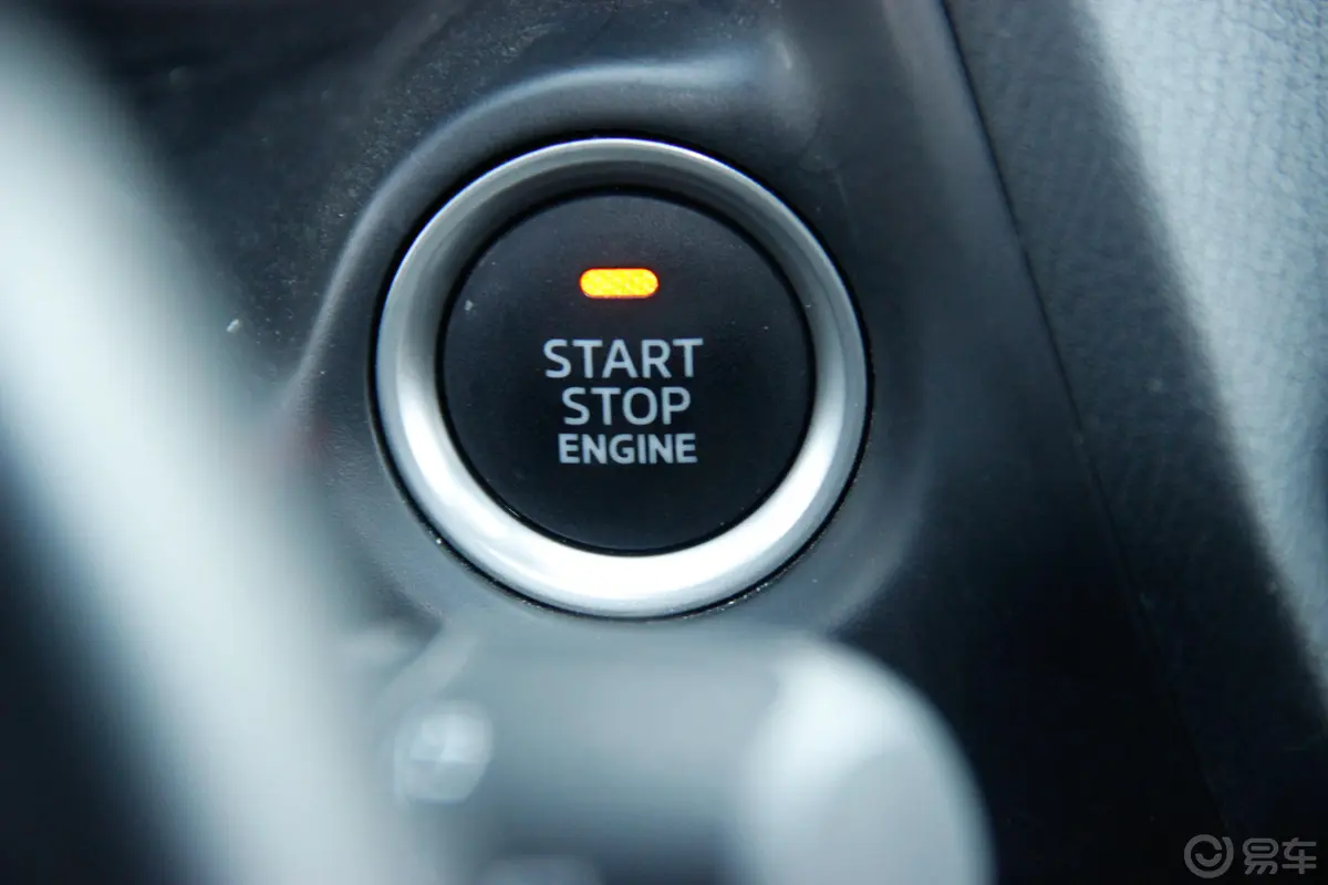 马自达3 昂克赛拉两厢 2.0L 手自一体 运动版 国V钥匙孔或一键启动按键