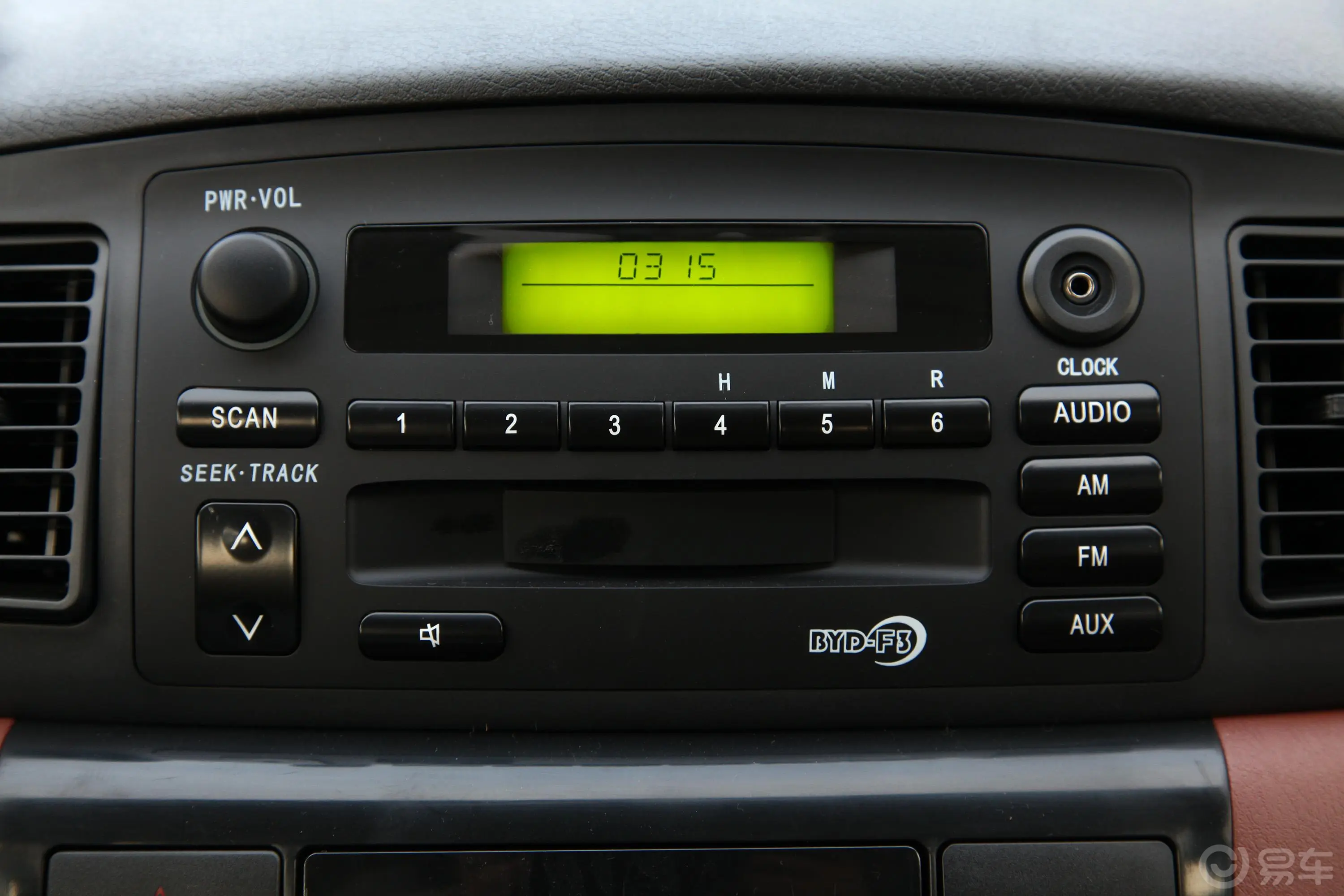 比亚迪F31.5L 手动 舒适版 节能版音响