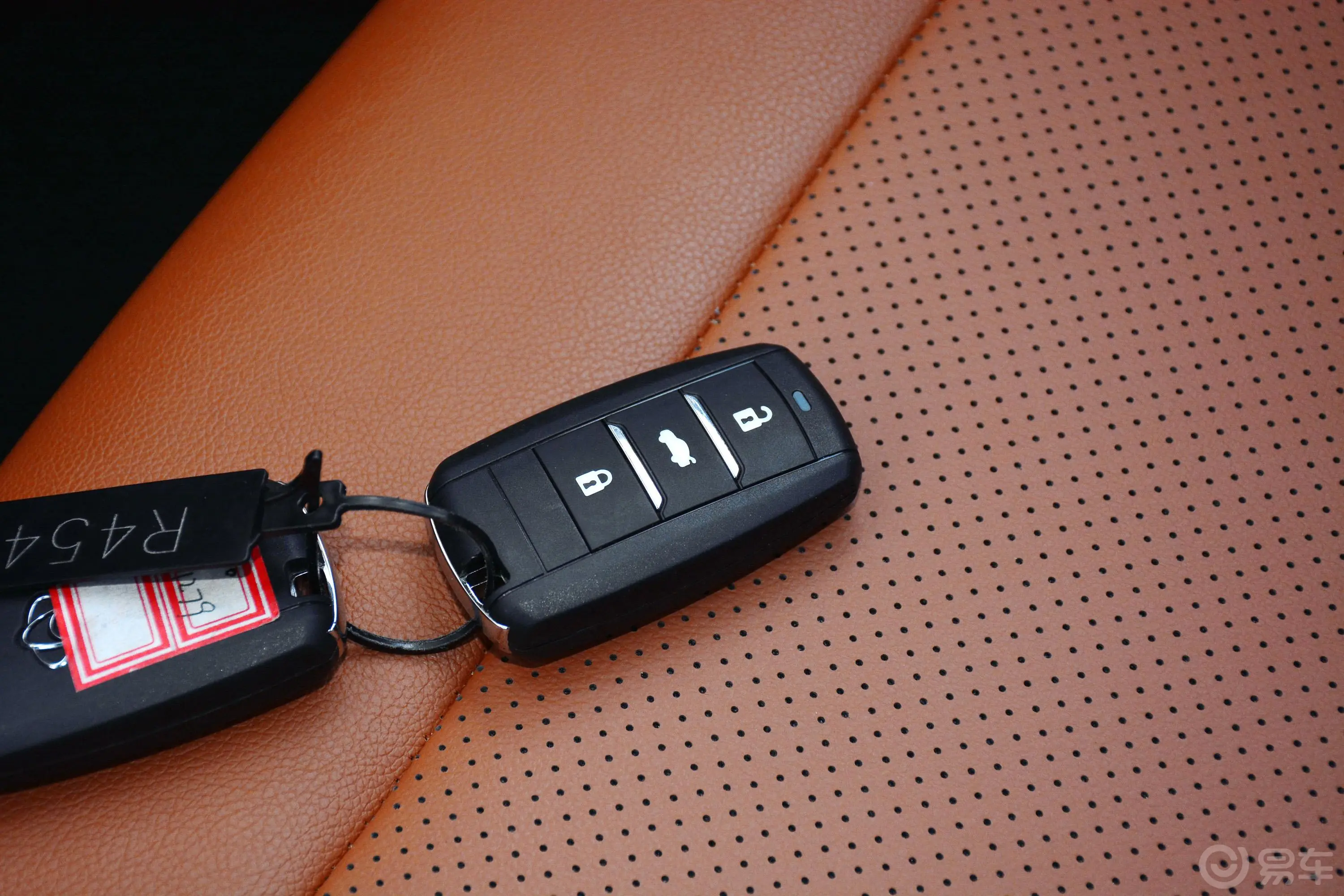 长安欧尚CX70CX70T 1.5T 手自一体 豪擎版钥匙正面