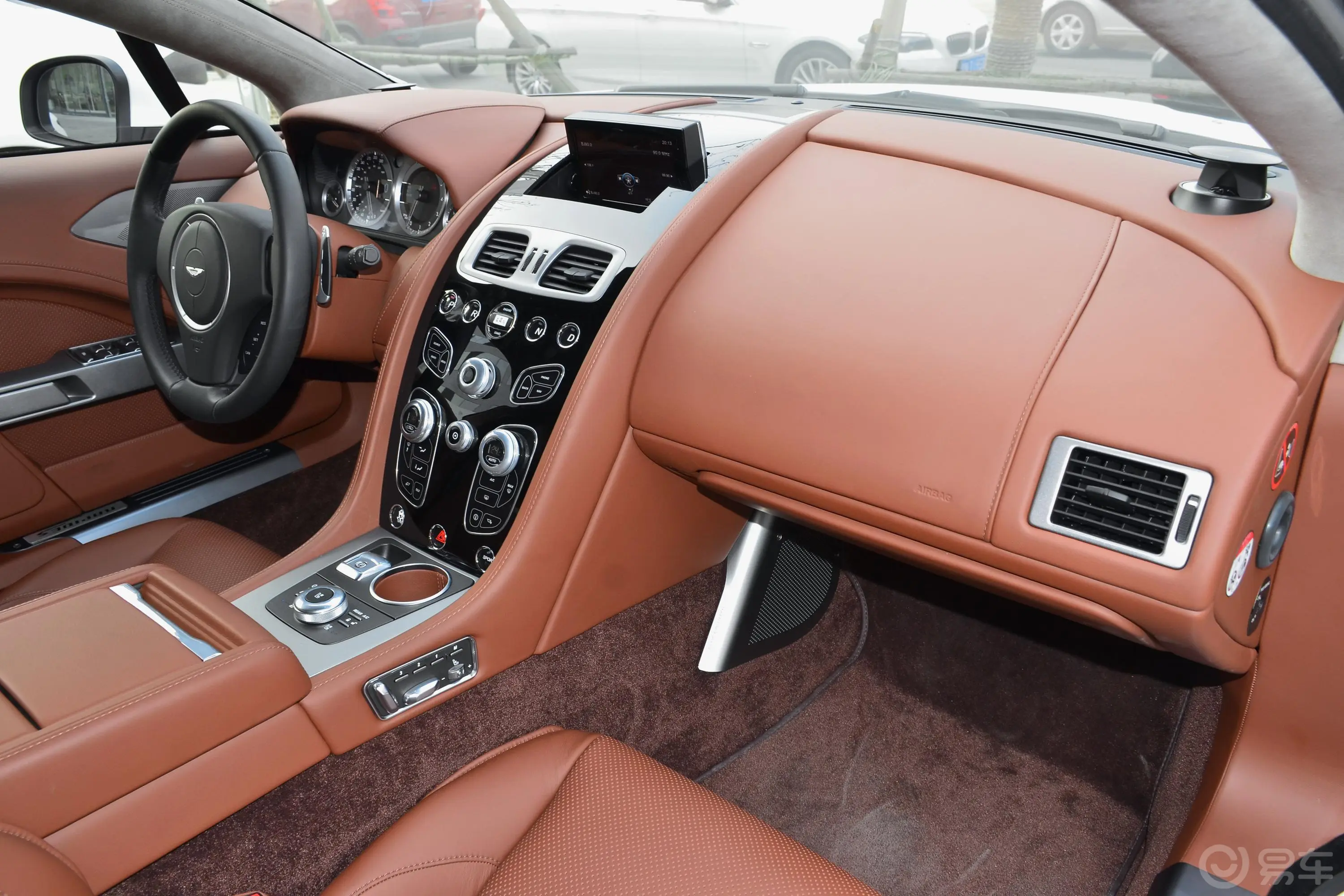 RapideS 6.0L内饰全景副驾方向
