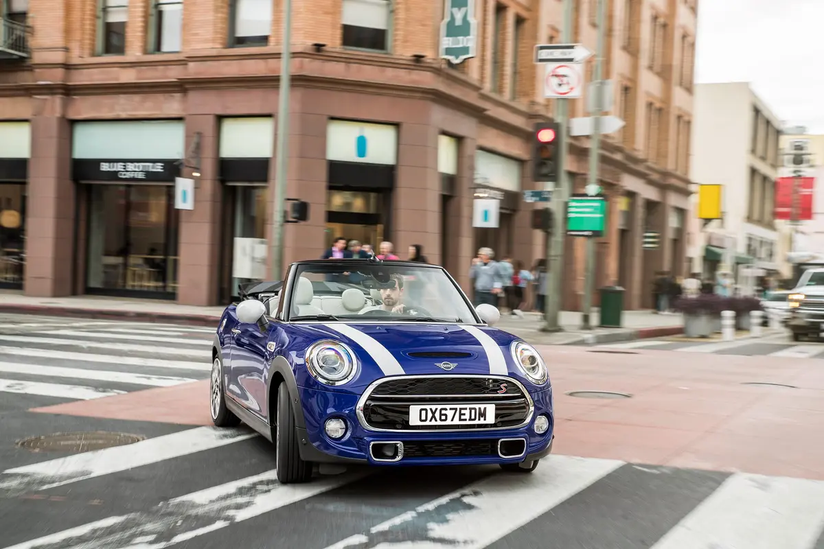 MINI CABRIO