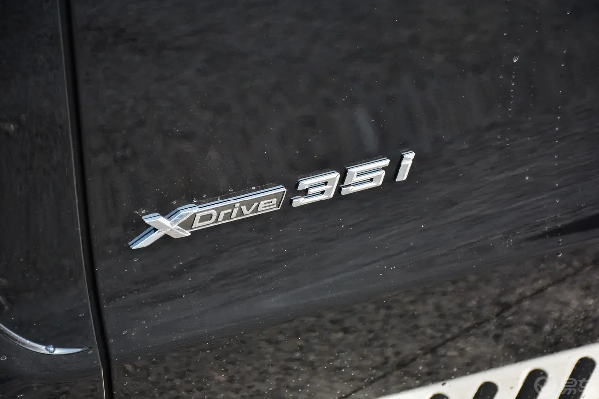 宝马X5(进口)xDrive35i 典雅版外观