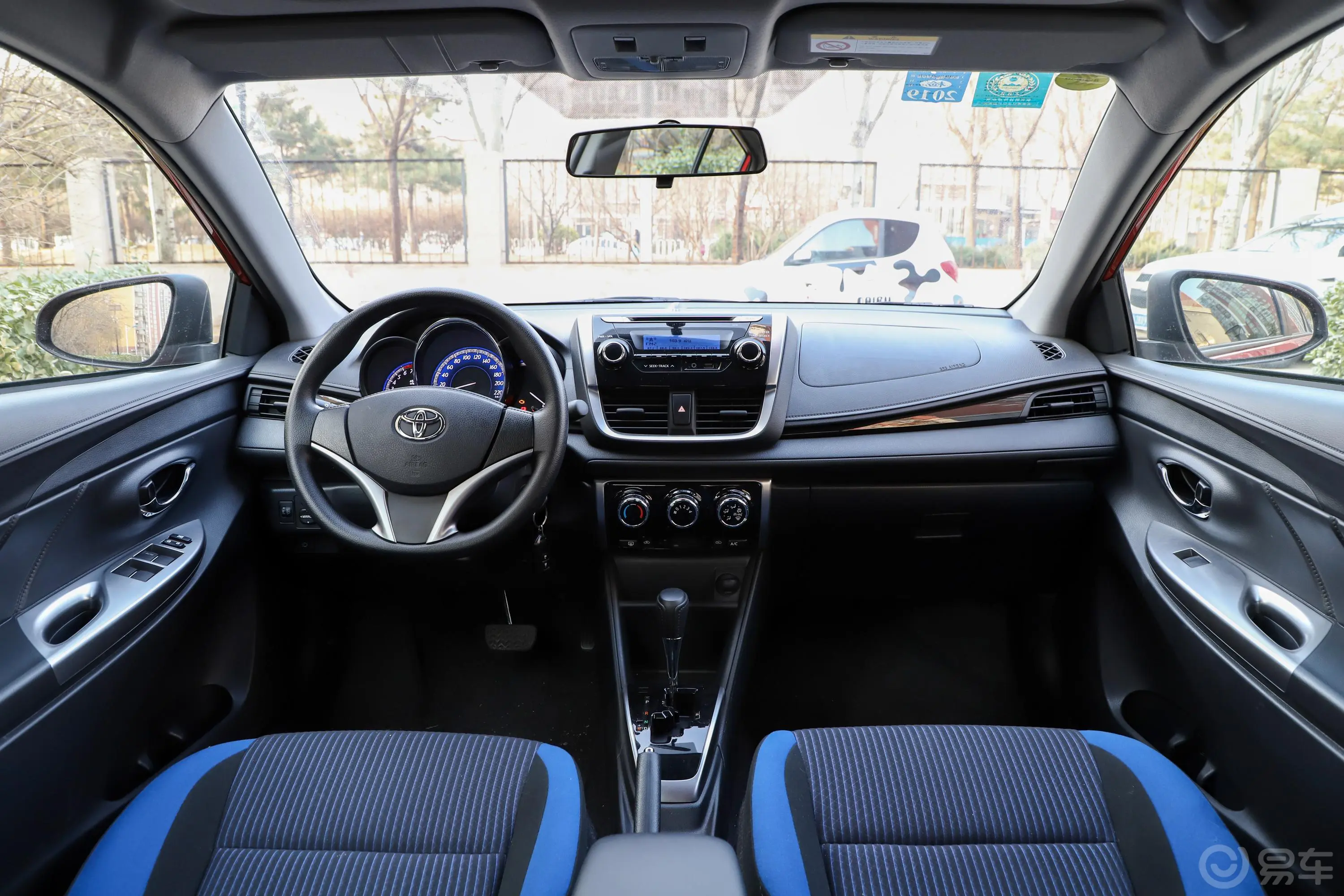 YARiS L 致享1.5G CVT 炫动天窗版 国Ⅴ驾驶员座椅
