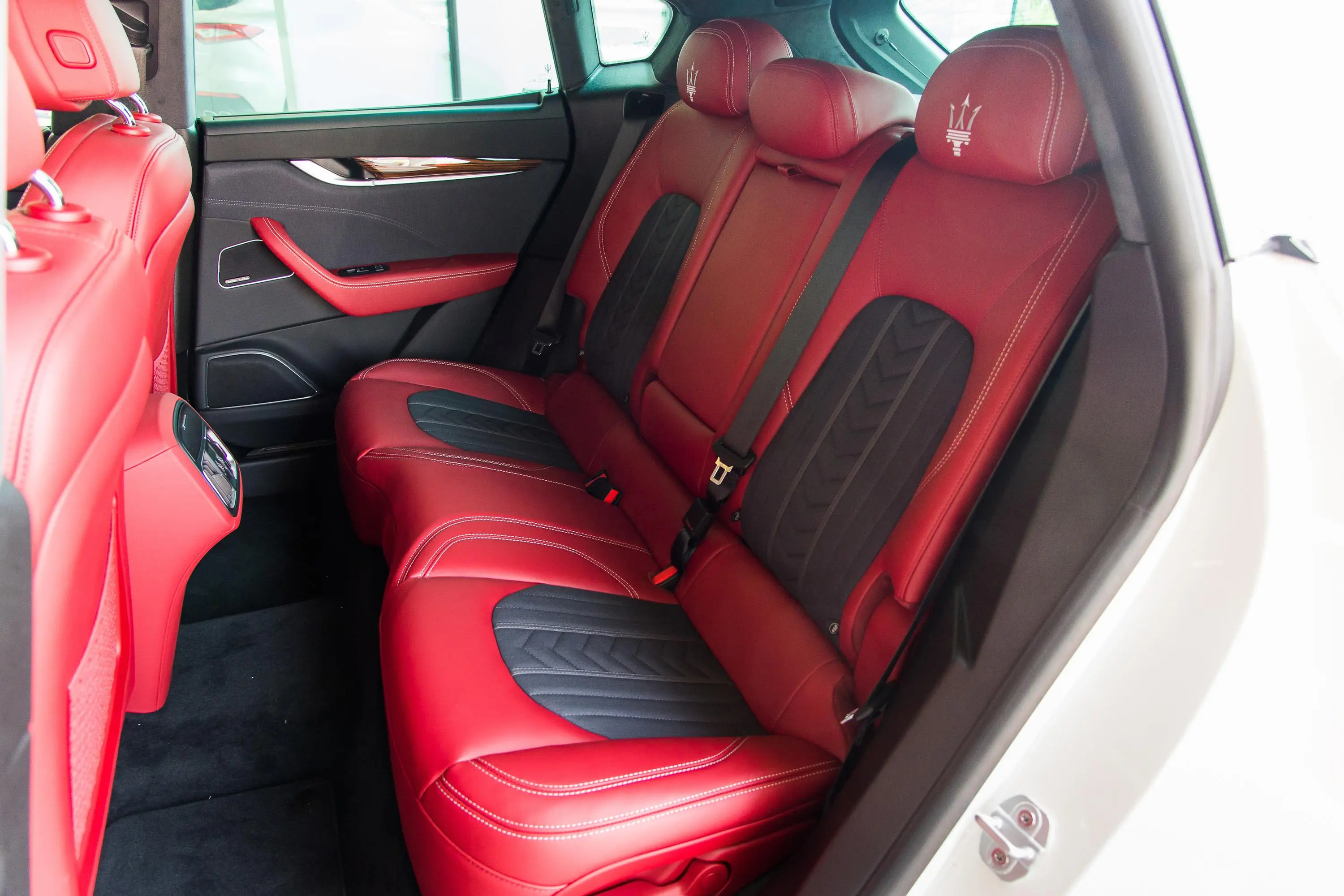 Levante350Hp Luxury豪华杰尼亚版后排座椅