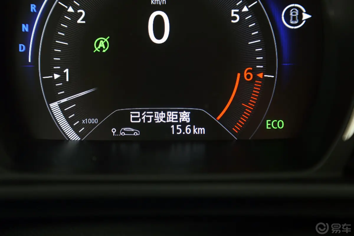 科雷傲2.0L CVT 两驱 120周年限量版内饰