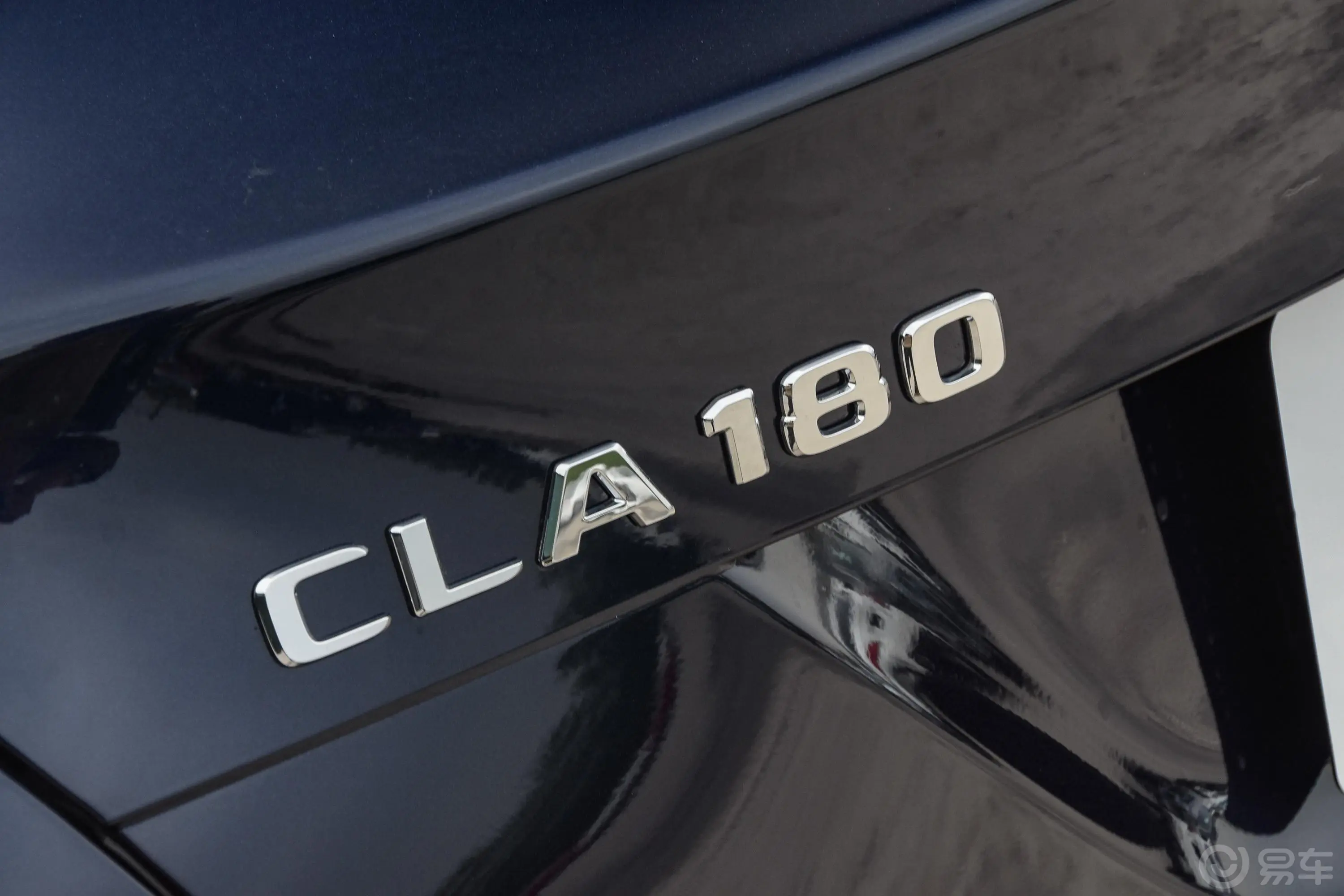 奔驰CLA级CLA 180外观