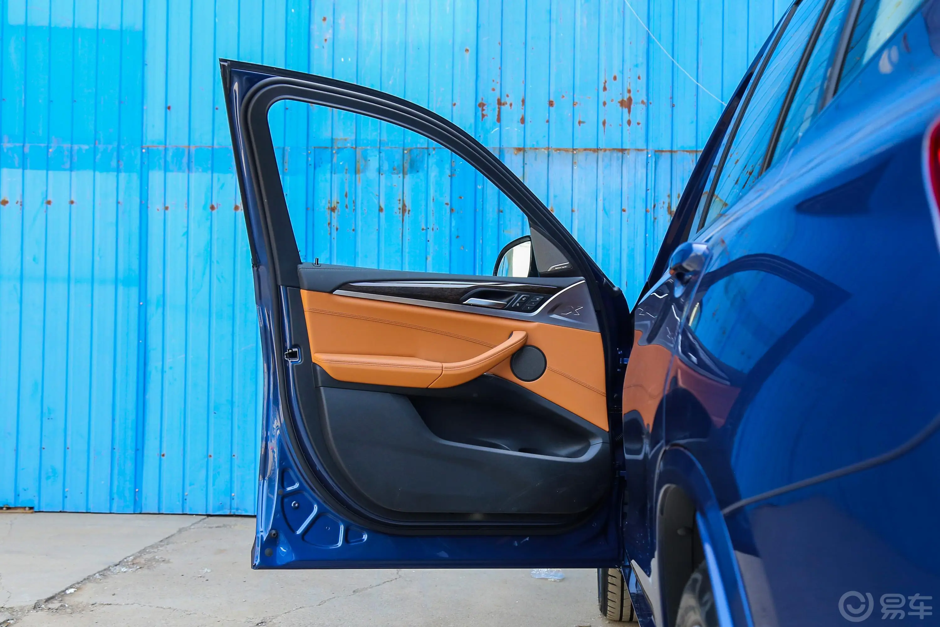 宝马X3xDrive 30i 尊享版 M运动套装 国V驾驶员侧前车门