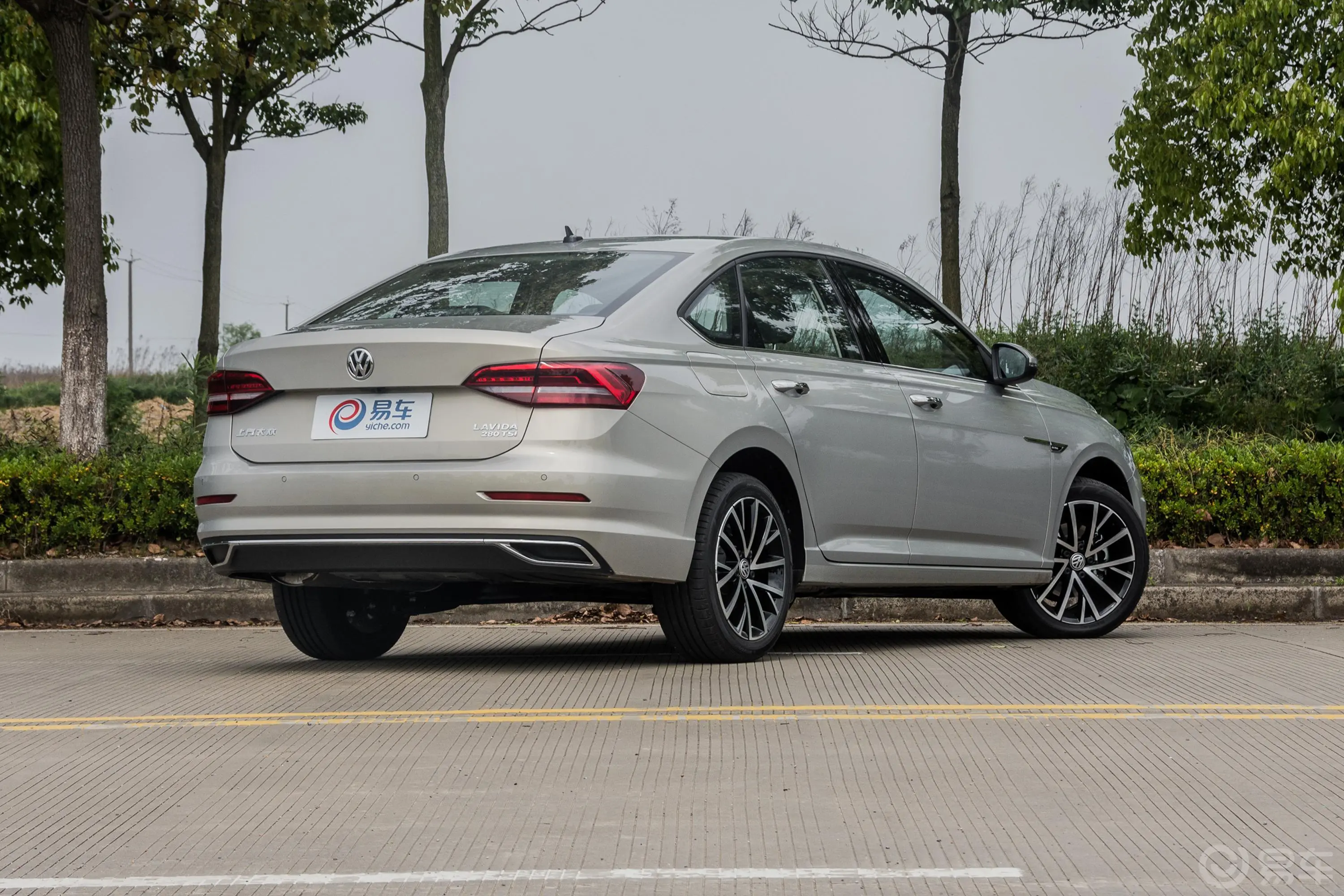 朗逸280TSI 双离合 豪华版 国V外观