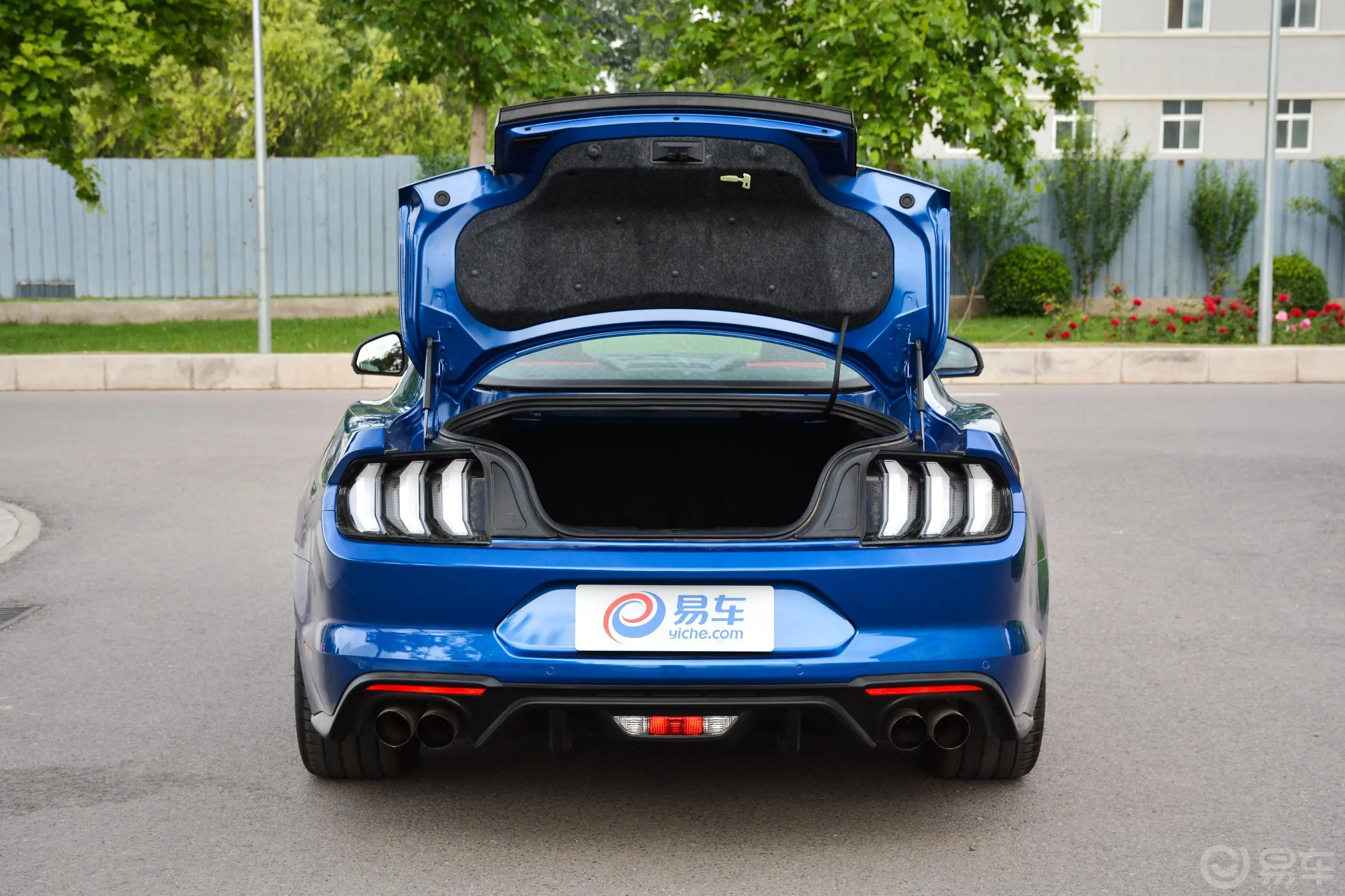 Mustang5.0L V8 GT空间