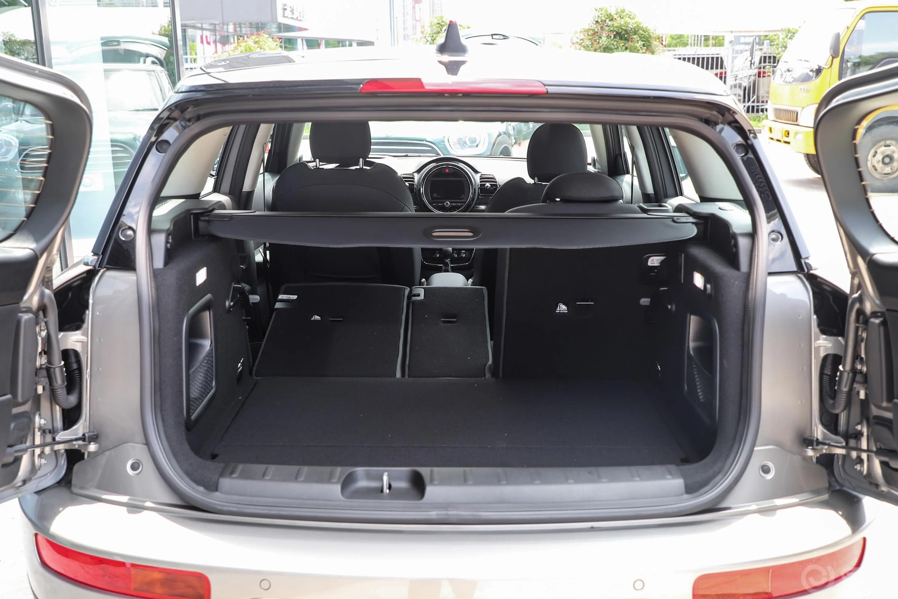 MINI CLUBMAN改款 1.5T COOPER 极客版空间