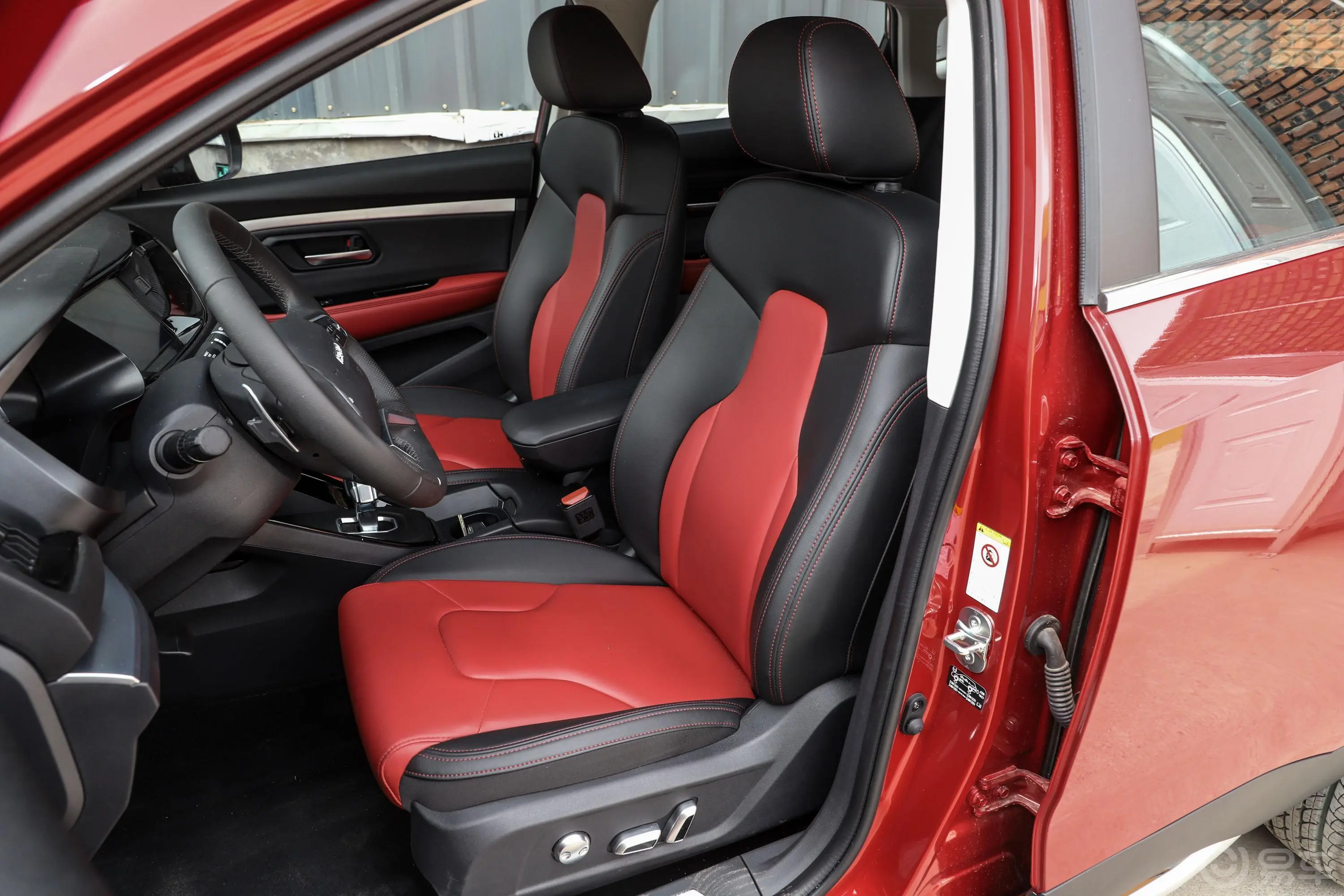 哈弗H2s红标 1.5T 双离合 豪华版驾驶员座椅