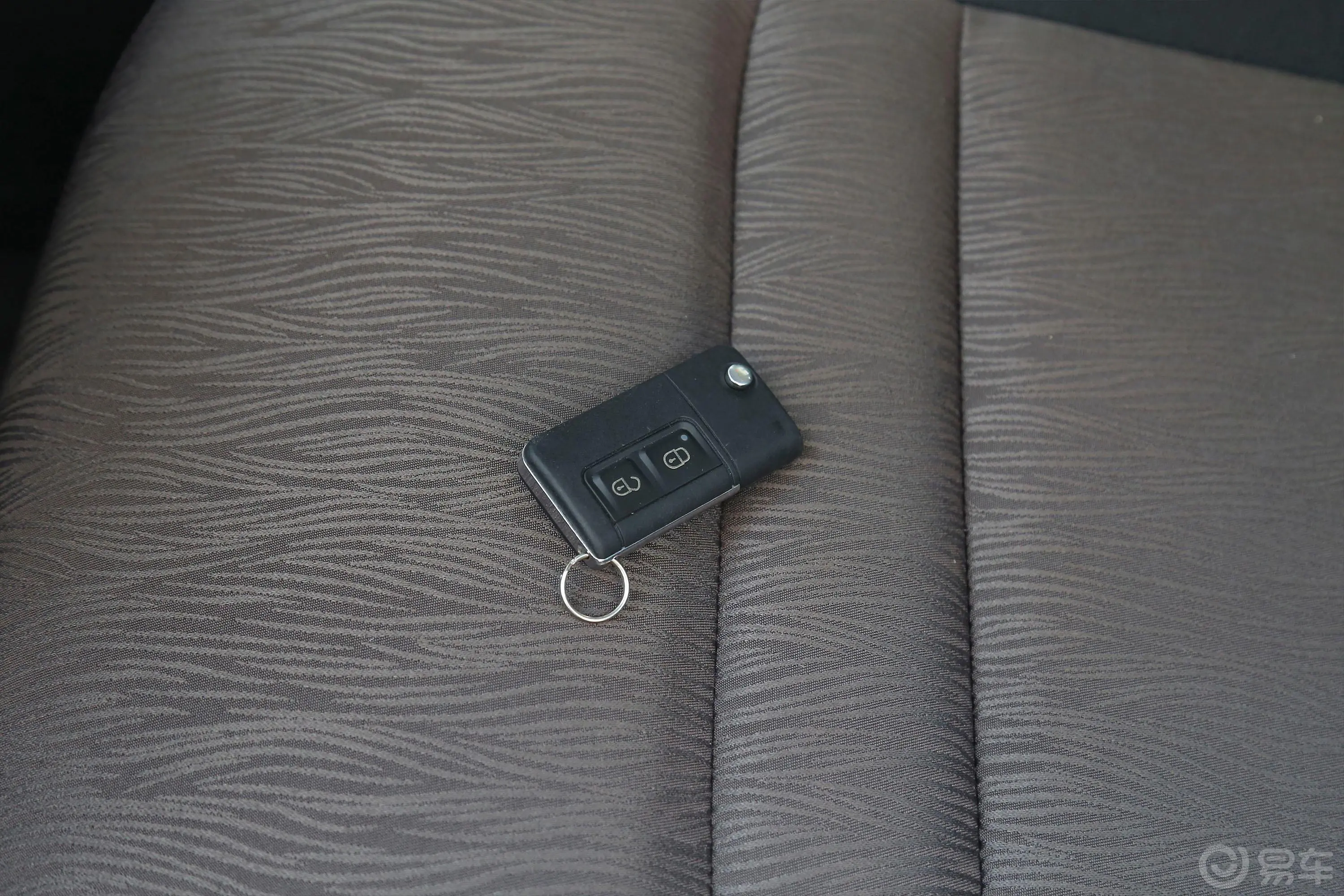 海马S71.8T 手动 领先版钥匙正面