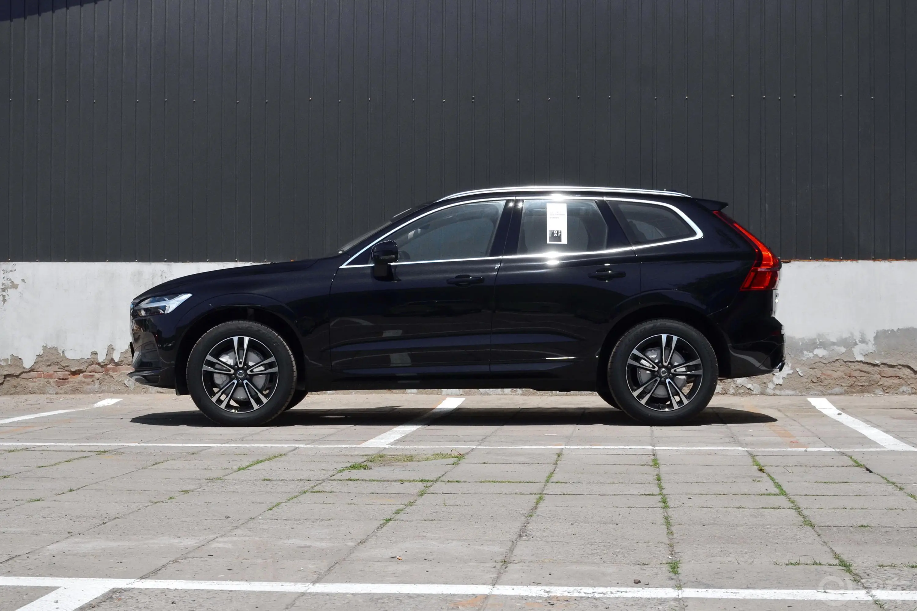 沃尔沃XC60T5 四驱 智远版 国Ⅴ外观