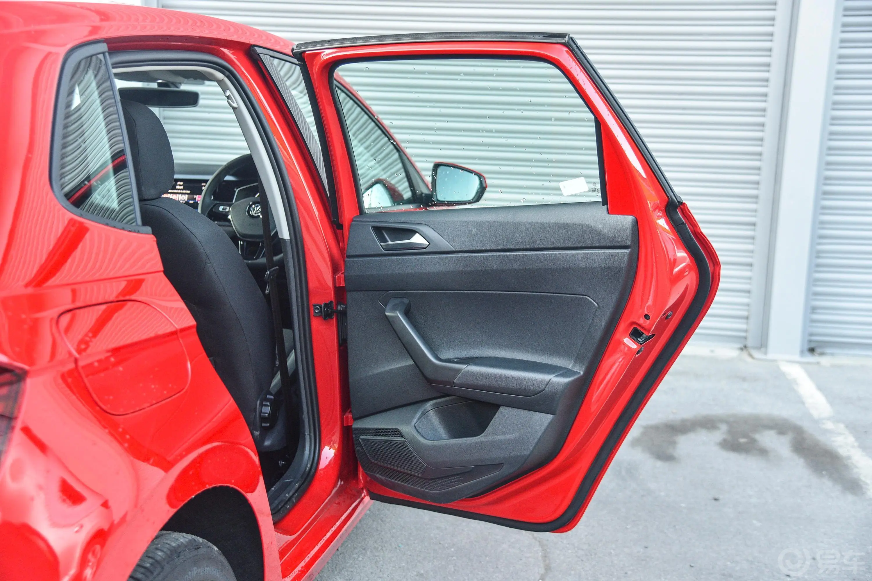 Polo(海外)1.0T 双离合 顶配版驾驶员侧后车门