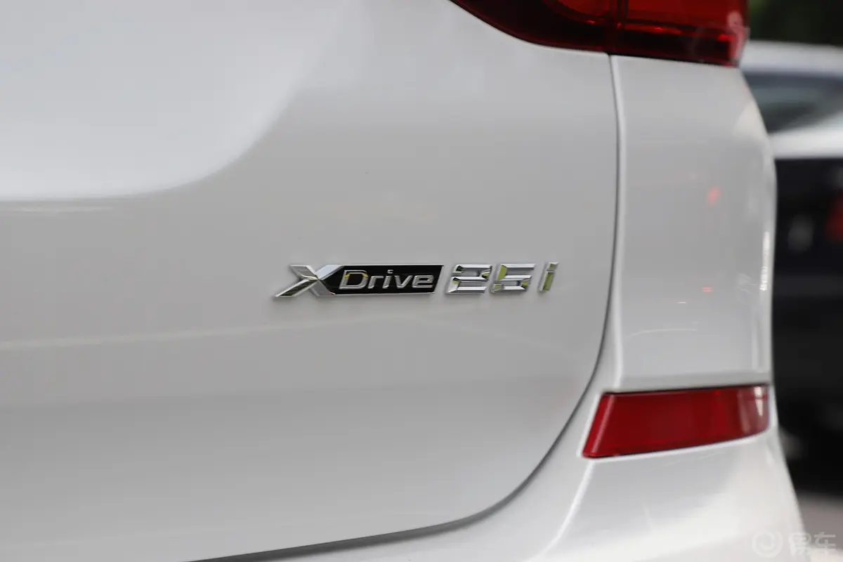 宝马X3xDrive 25i M运动套装 国V外观