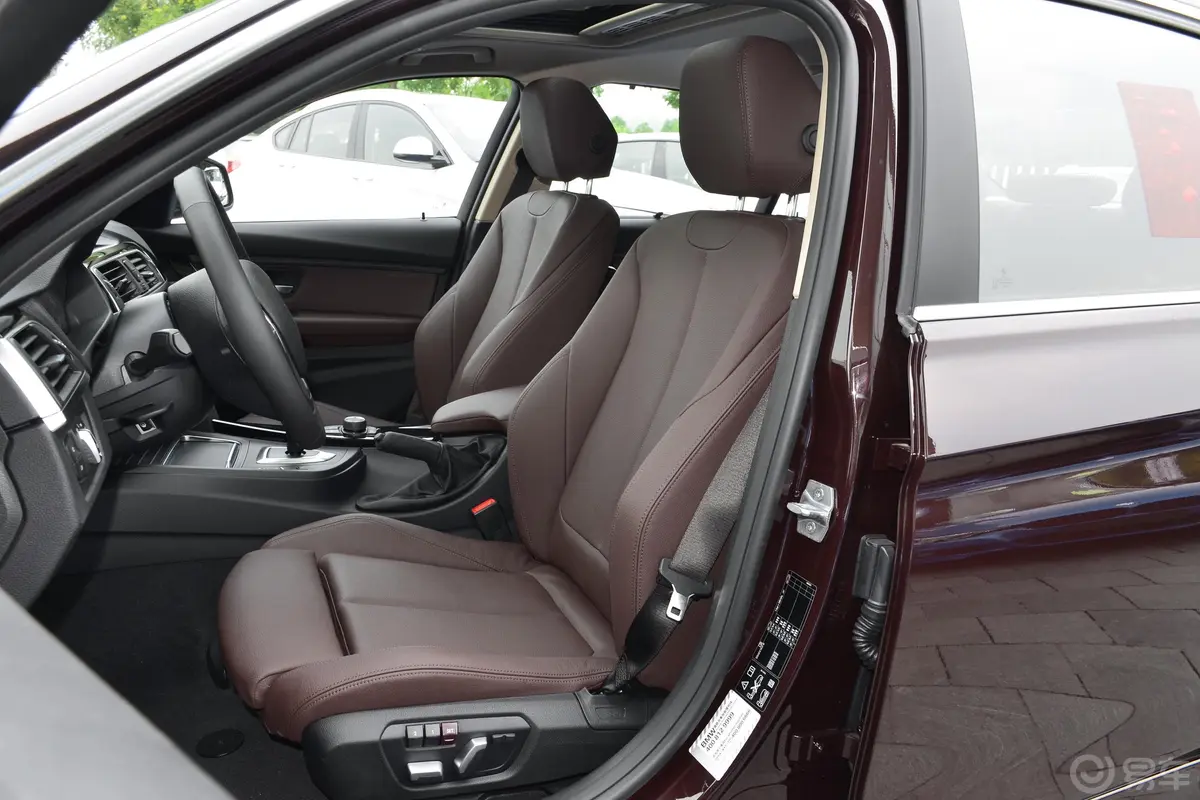 宝马3系320Li xDrive 时尚版驾驶员座椅