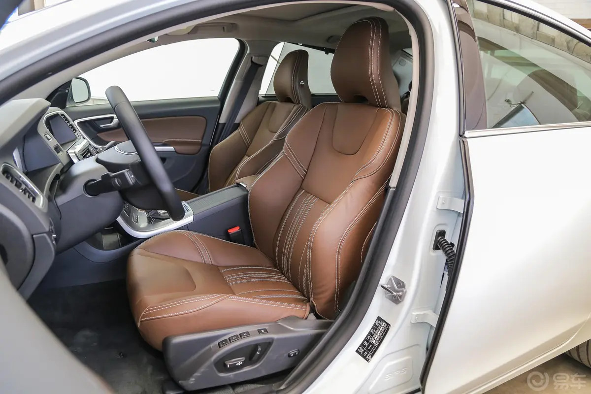 沃尔沃S60 RECHARGES60L T6 进取版驾驶员座椅