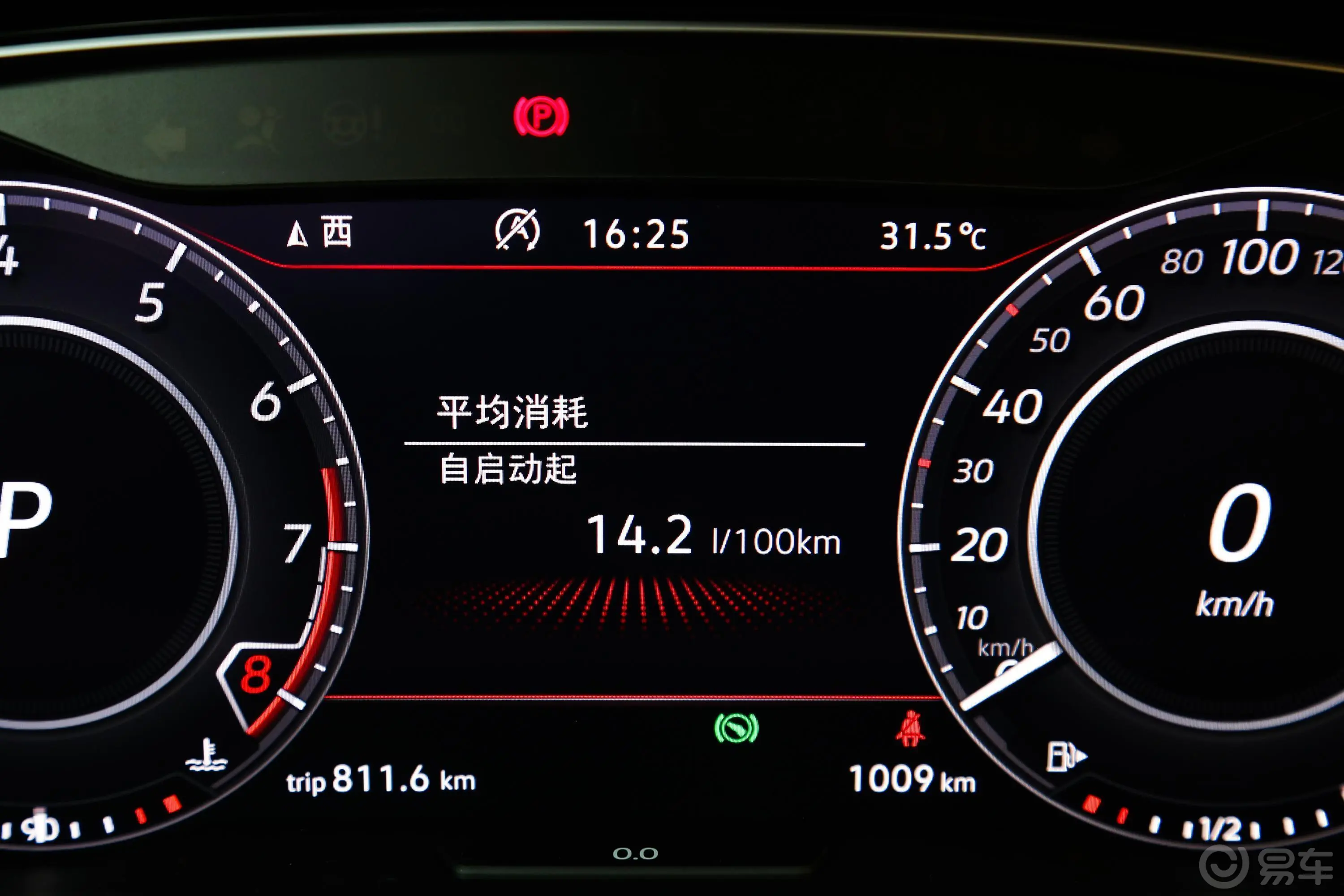 高尔夫GTI 2.0TSI 双离合内饰