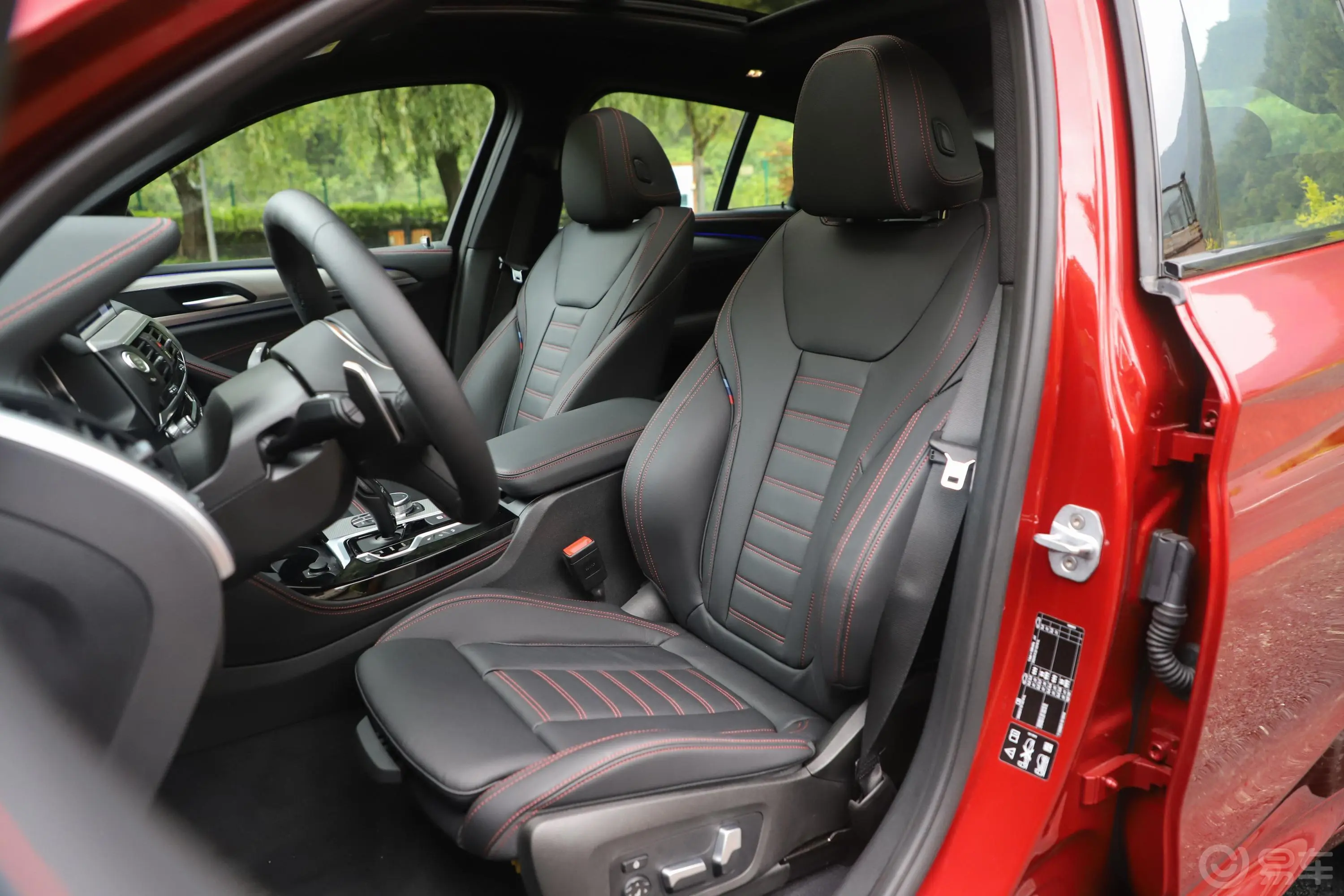 宝马X4xDrive30i M运动套装驾驶员座椅