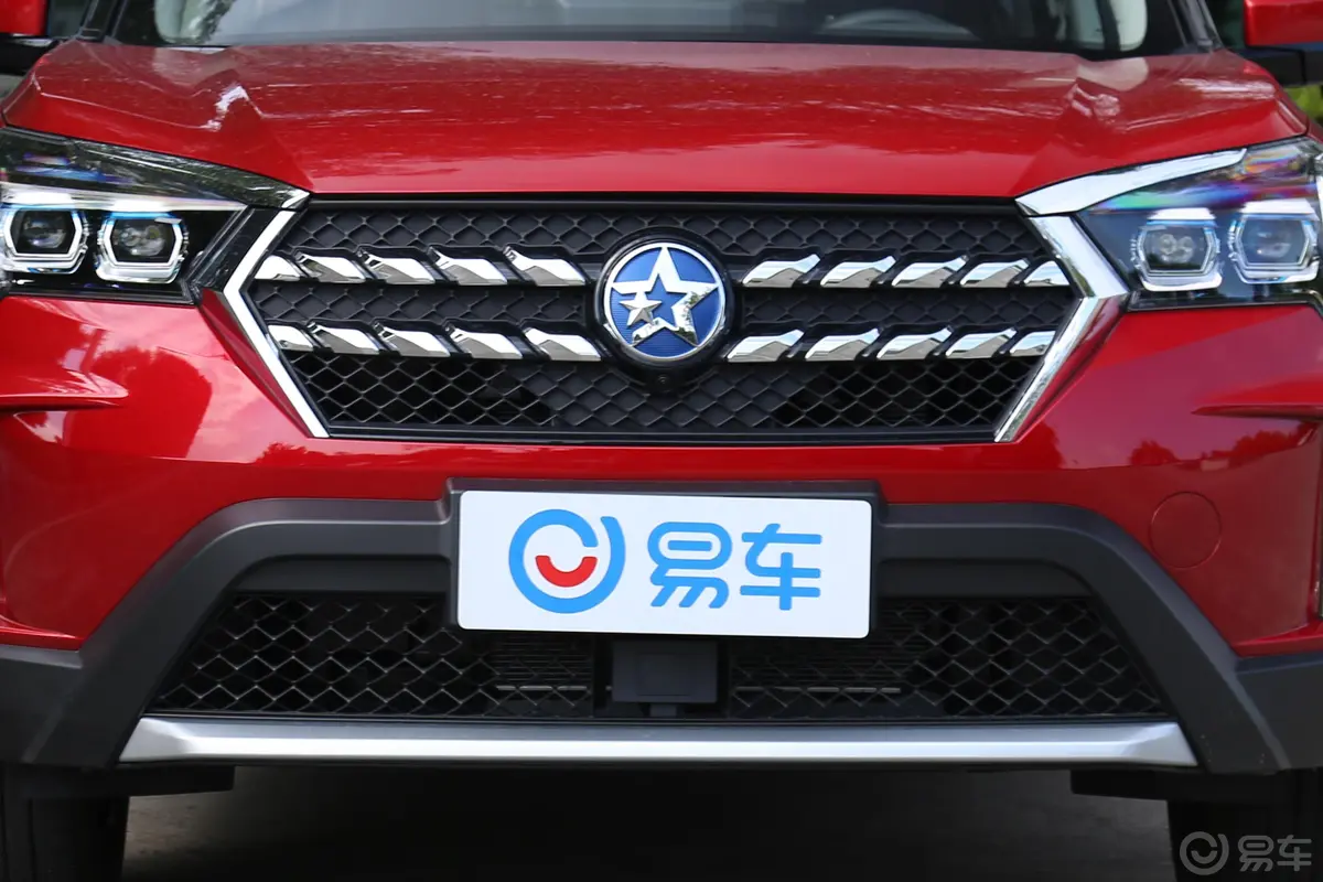 启辰T601.6L CVT 智悦版 国V外观