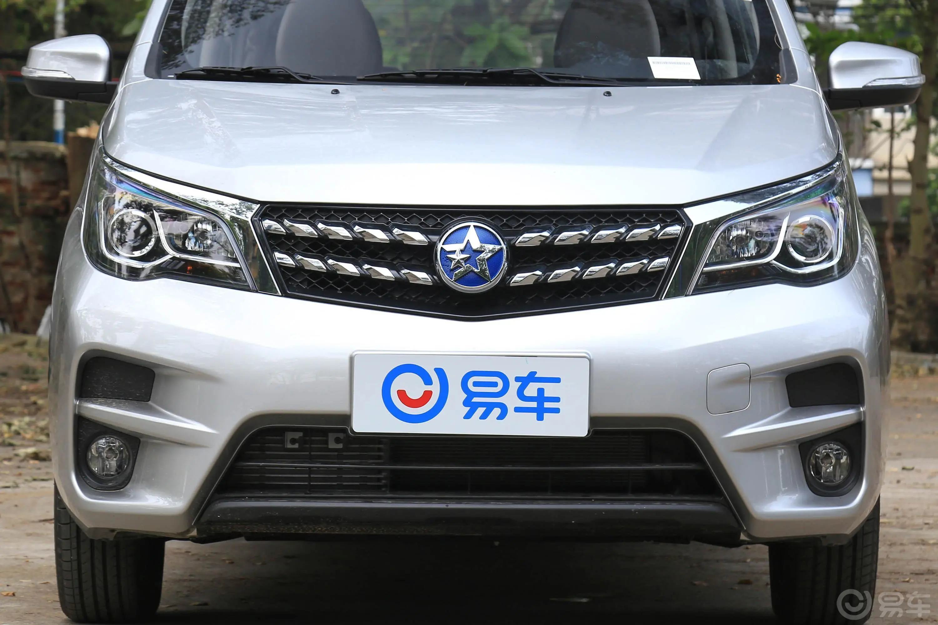 启辰M50V1.6L XE CVT 领先版外观