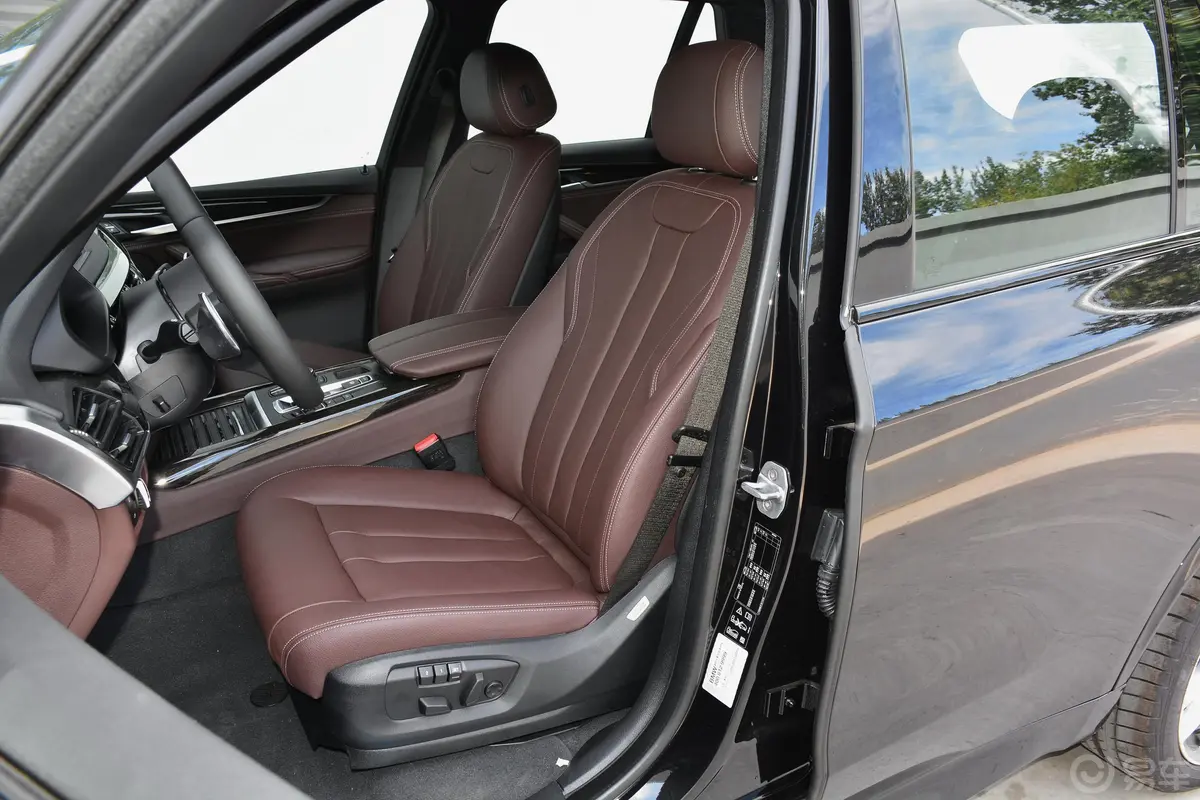 宝马X5(进口)xDrive35i M运动版驾驶员座椅