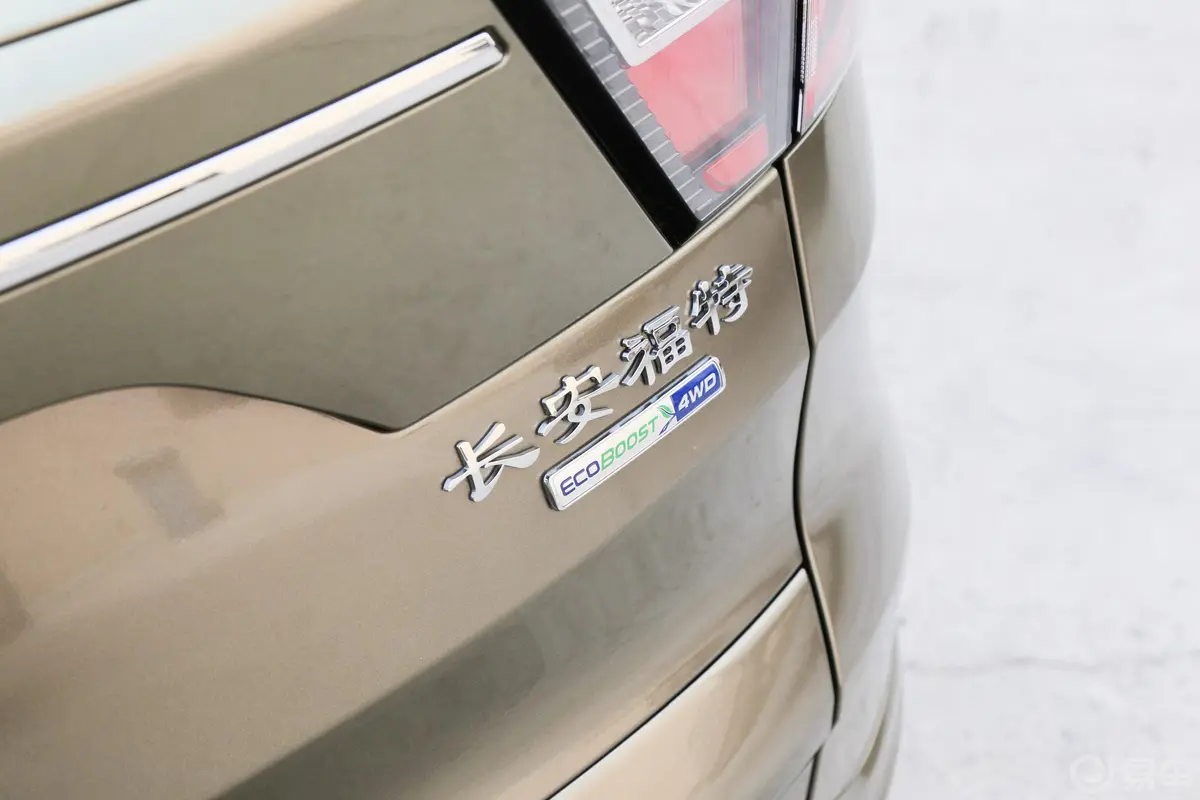 翼虎EcoBoost 245 四驱 尊翼版 国V外观