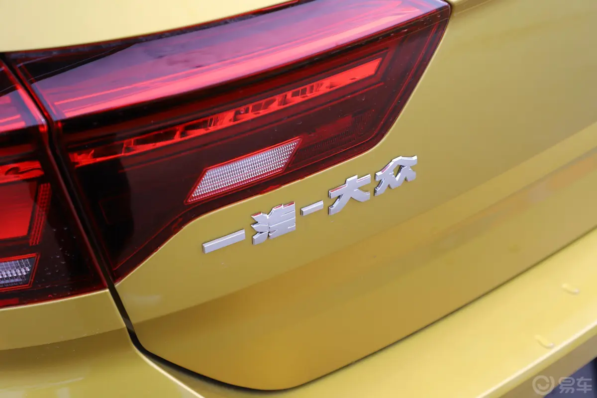 探歌280TSI 双离合 两驱 进取型 国V外观