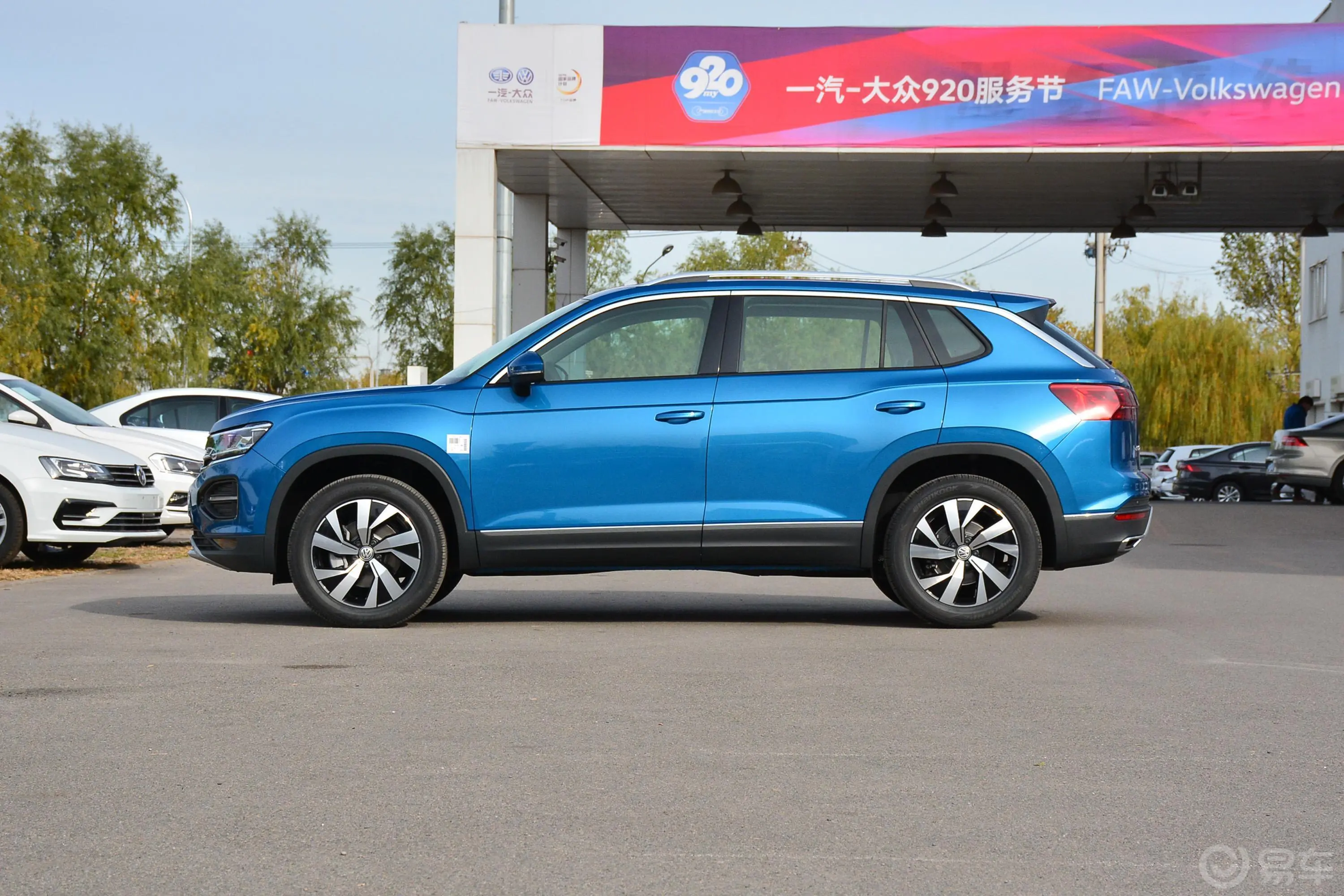 探岳330TSI 双离合 两驱 豪华型 国V外观