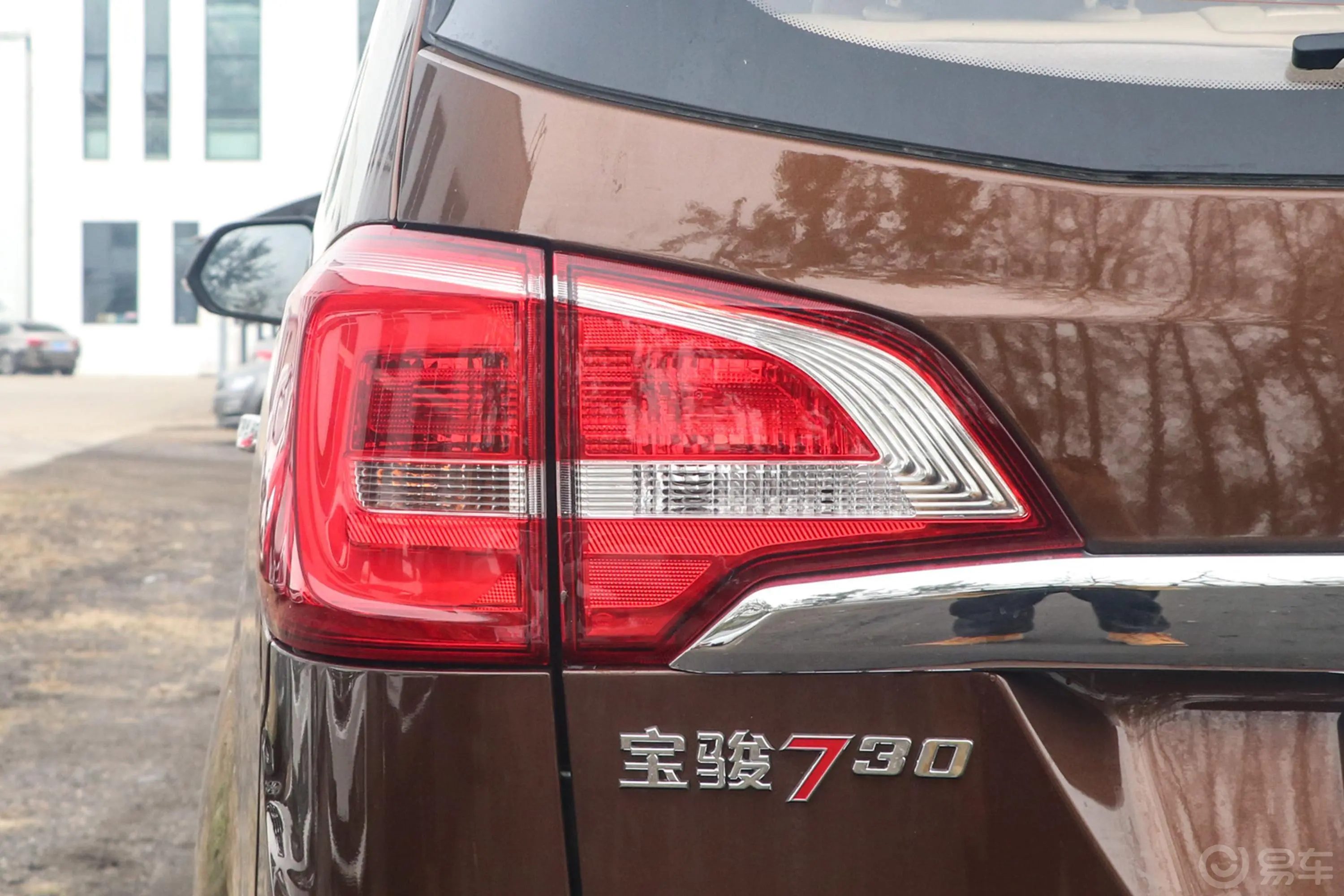 宝骏7301.5L 手动 舒适版 7座外观