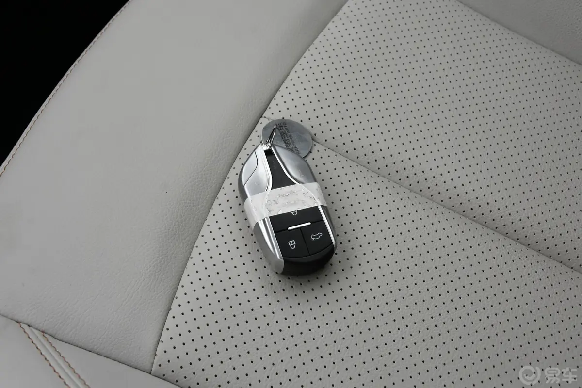 汉腾X5 EV豪华版钥匙正面