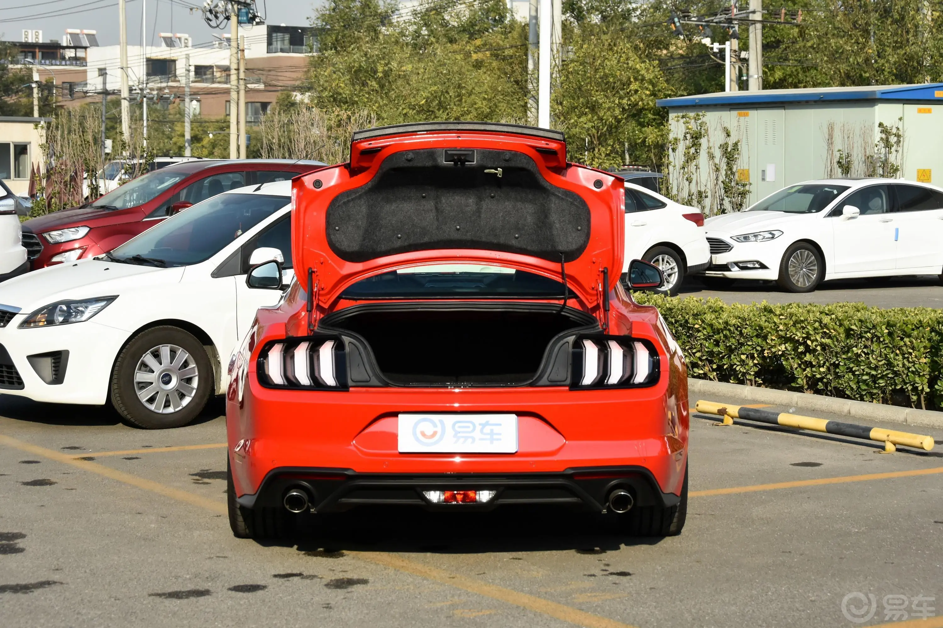 Mustang2.3L 标准版空间