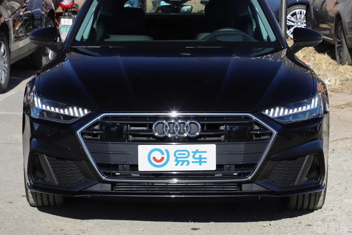 奥迪A755 TFSI quattro 动感版外观