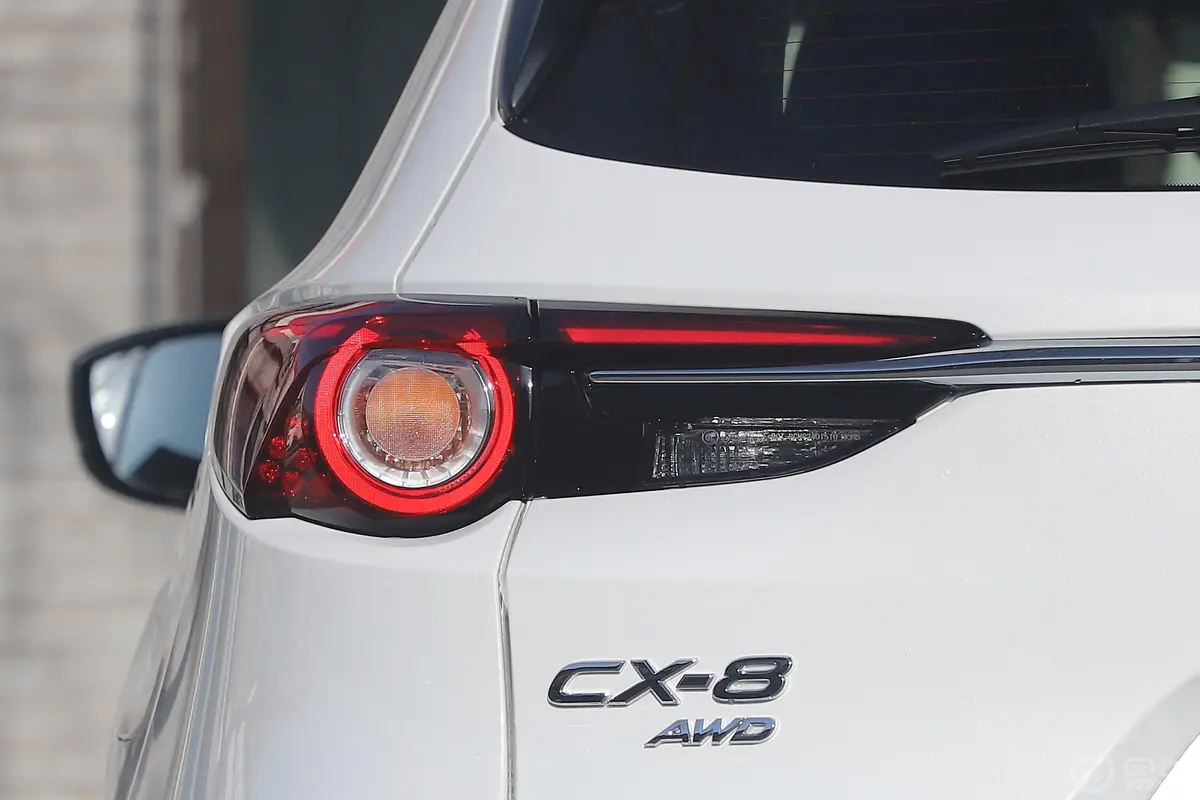 马自达CX-82.5L 手自一体 四驱 尊享版外观