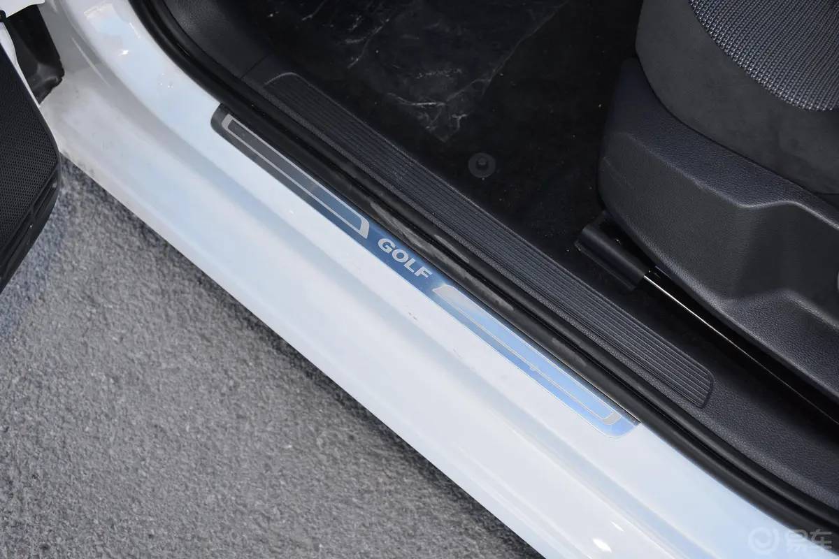 高尔夫280TSI 双离合 舒适型 国V内饰