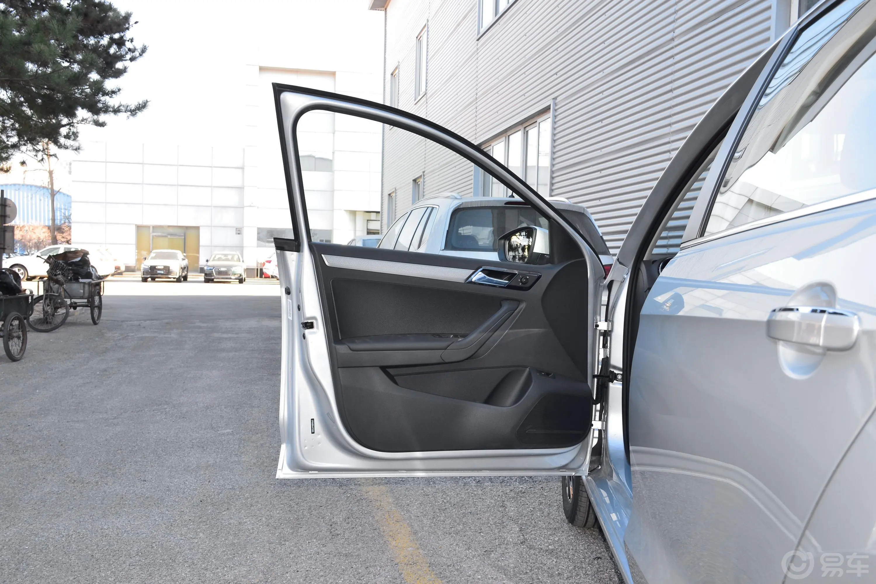捷达梦想版 1.5L 自动 时尚版驾驶员侧前车门