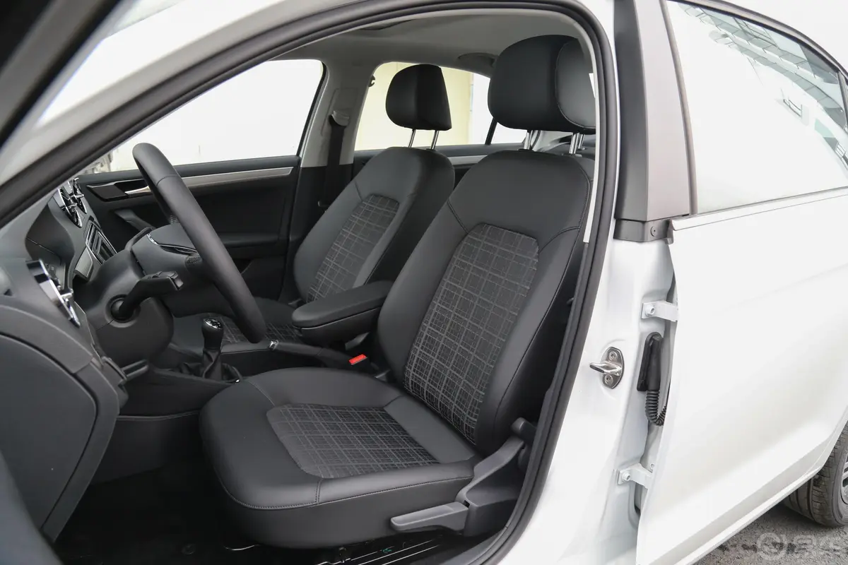 捷达梦想版 1.4L 手动 舒适版驾驶员座椅